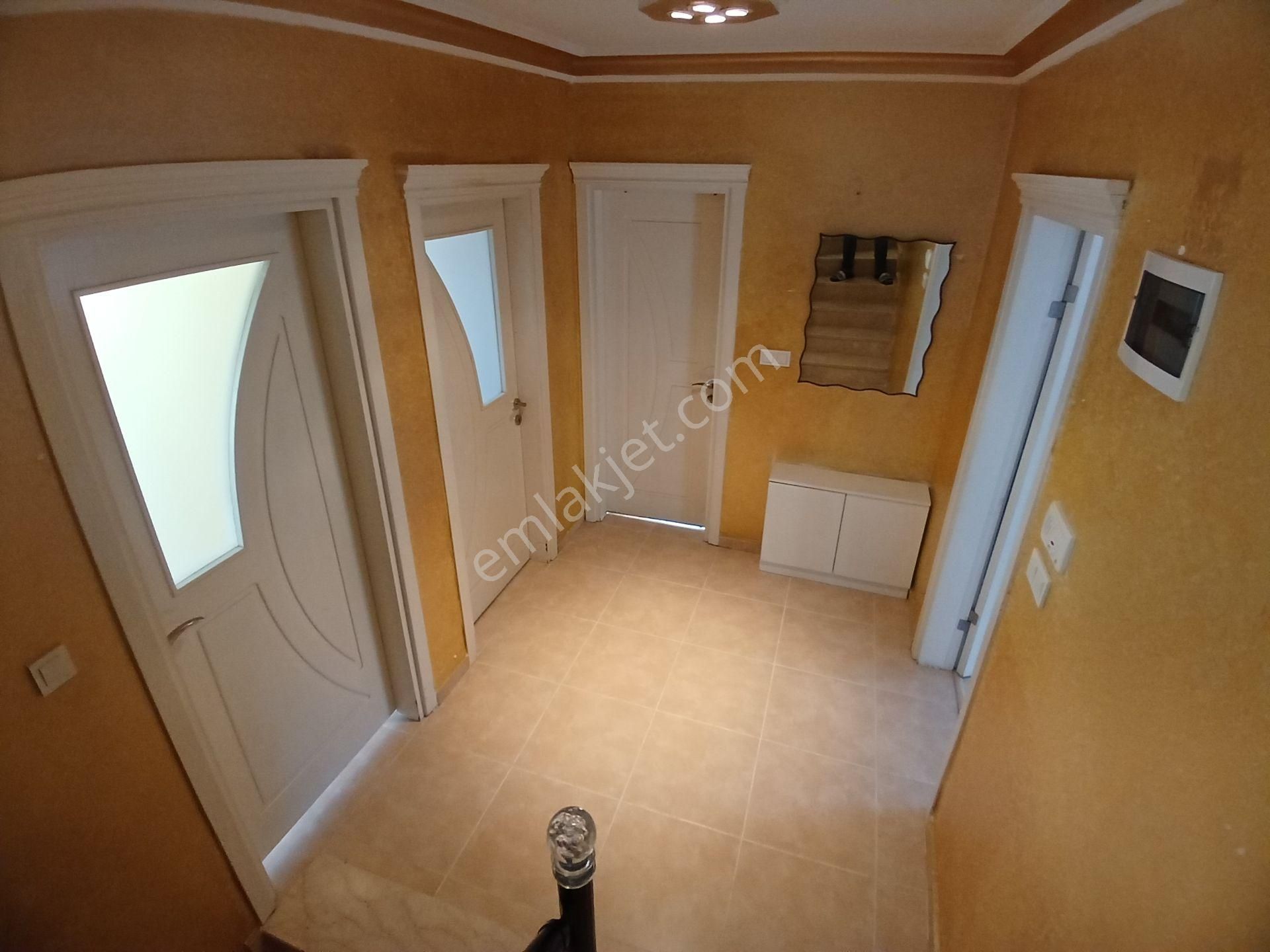 Polat Emlak..elit Sitede Havuz Başında Satılık Köşe Vila - Görsel 18