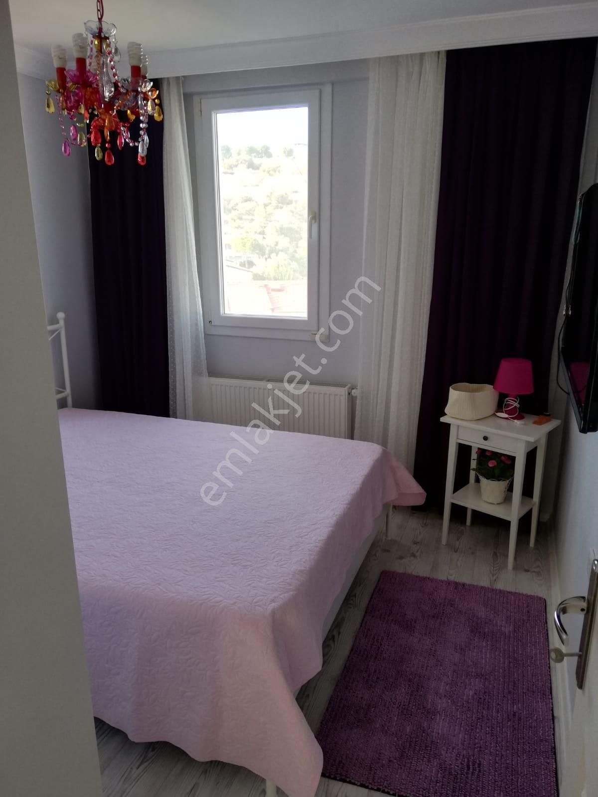 Yeni Foçada Denize Yürüme Mesafesinde 3+1 Satılık Villa - Görsel 13