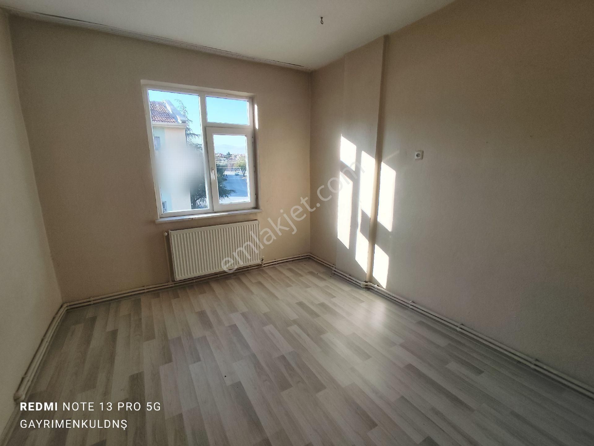 Sakarya Mahallesinde 3+1 Son Kat Satı - Görsel 2