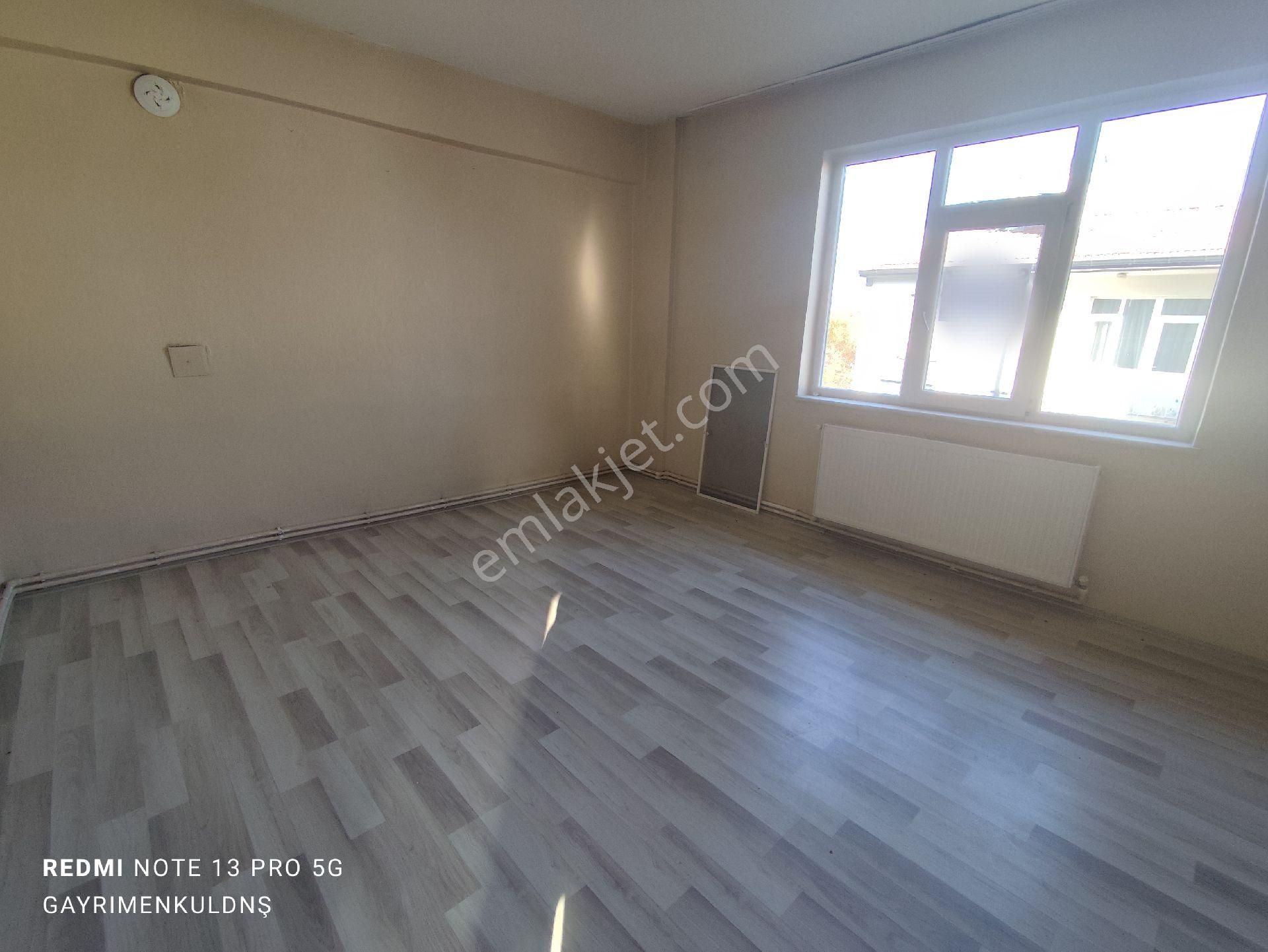 Sakarya Mahallesinde 3+1 Son Kat Satı