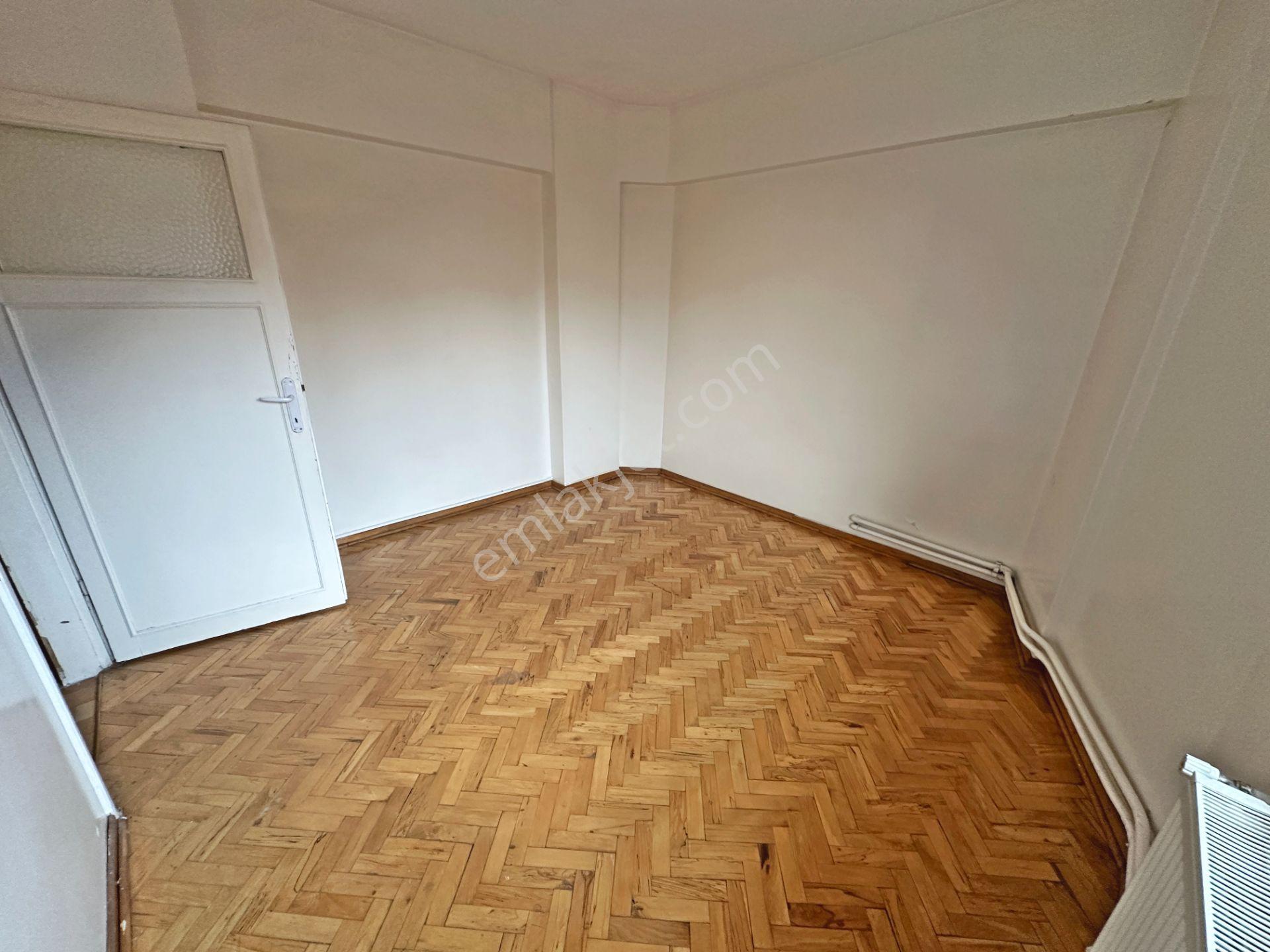 Abidinpaşa Mahallesinde Katta Manzaralı 3+1 Satılık Daire - Görsel 12