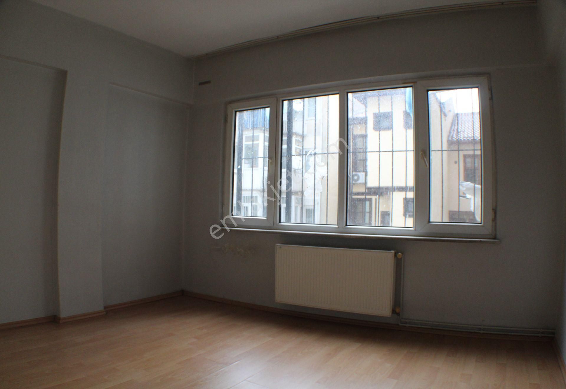 Bursa Yıldırım Setbaşı 2+1 85 M2 1. Kat Kombili Daire Satılık - Görsel 12