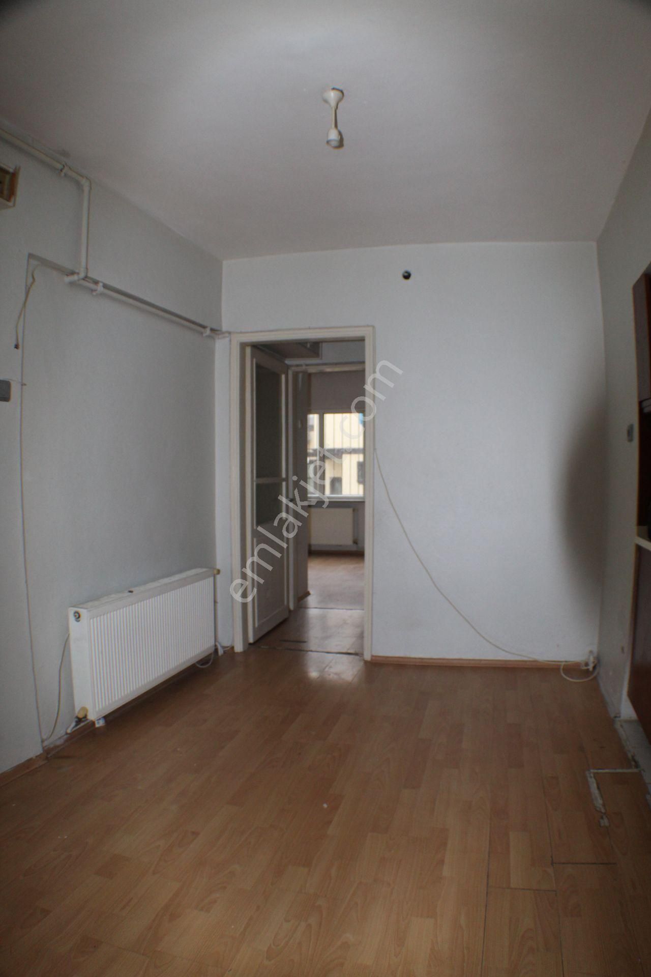 Bursa Yıldırım Setbaşı 2+1 85 M2 1. Kat Kombili Daire Satılık - Görsel 15