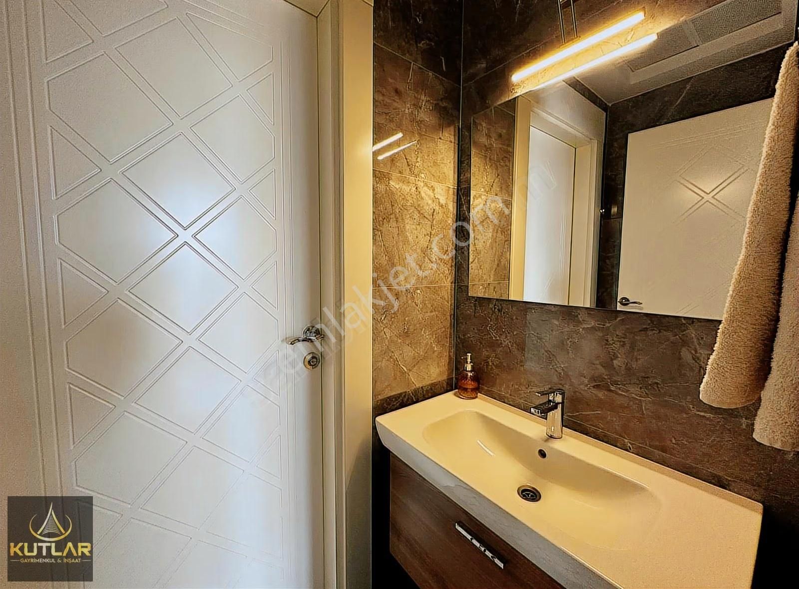 Kutlar'dan Şehirgösteren De Fırsat 3+1 Daire - Görsel 3