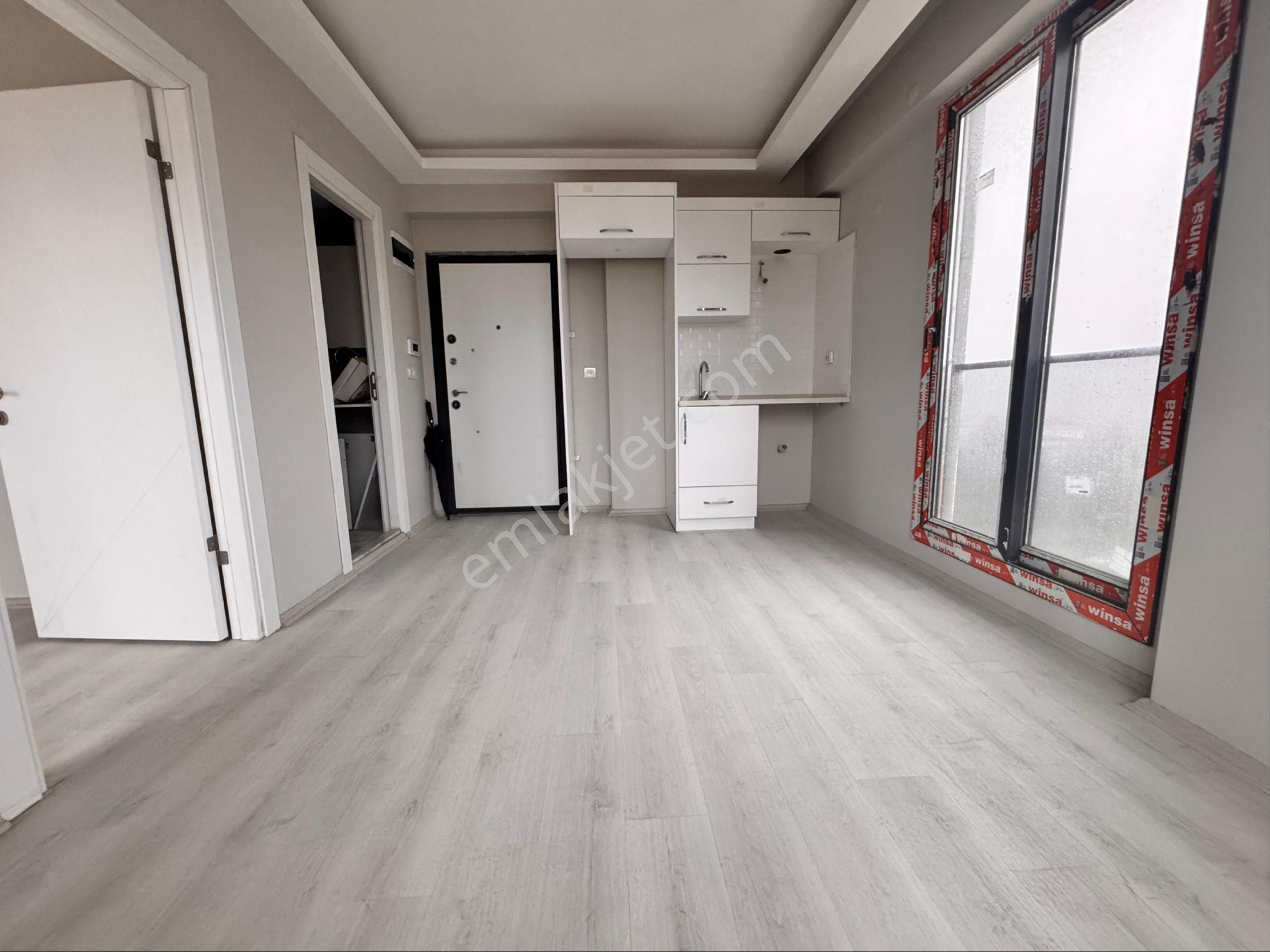 Novuss'dan Kampüs Karşısı, Havuzlu Site İçi 1+1 Balkonlu Daire - Görsel 4