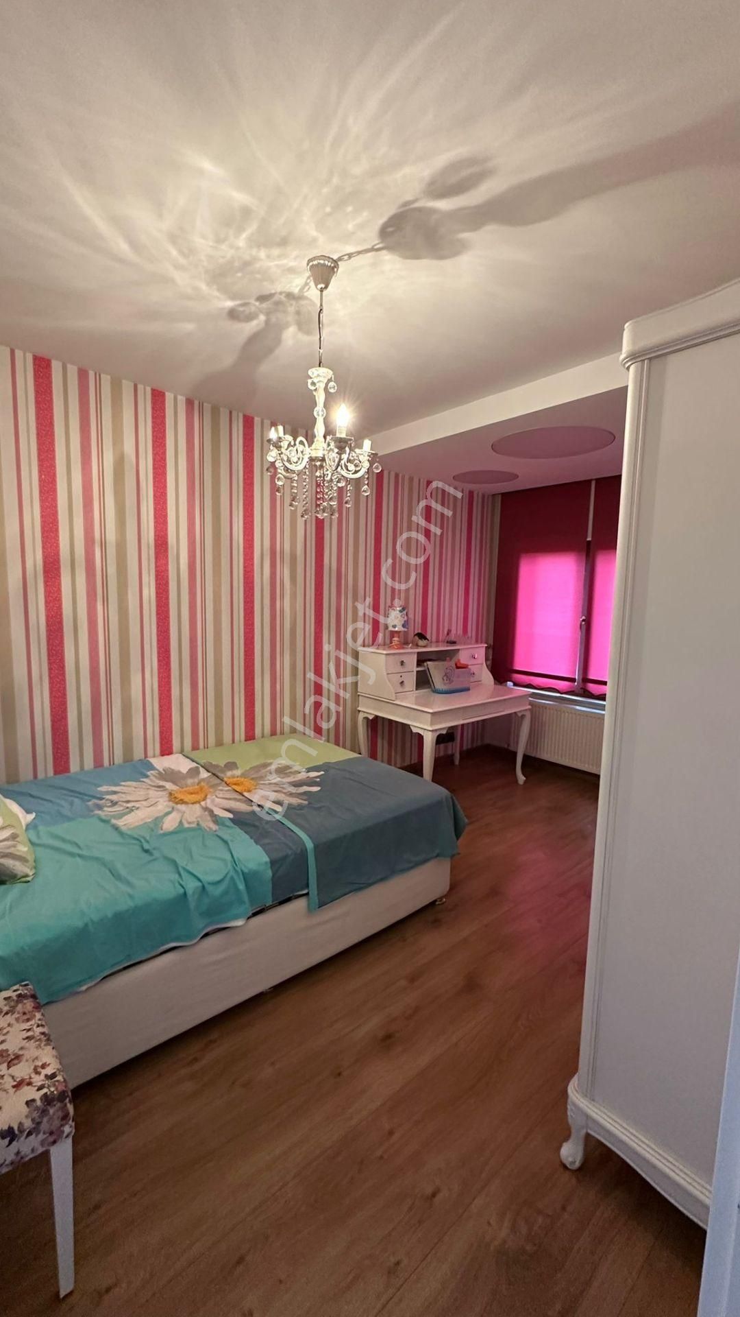 Trabzon Akçaabat Söğütlüde Kiralık Eşyalı Dubleks Daire - Görsel 31