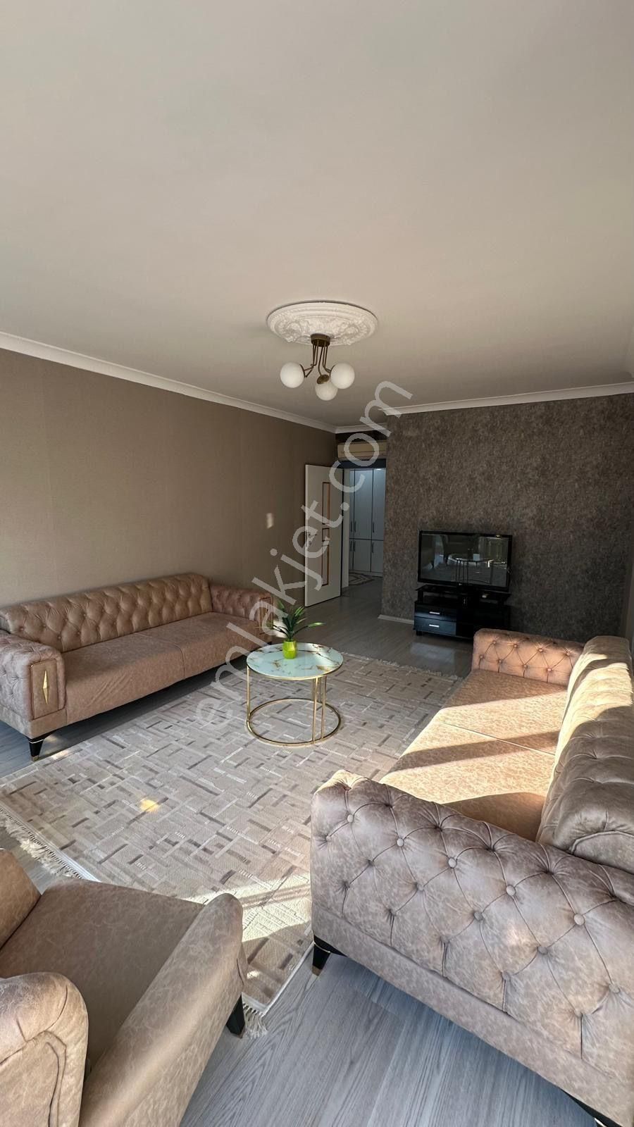 Kaleiçi Ve Tramvay Yakını Arakat Doğalgazlı 3+1 - Görsel 2