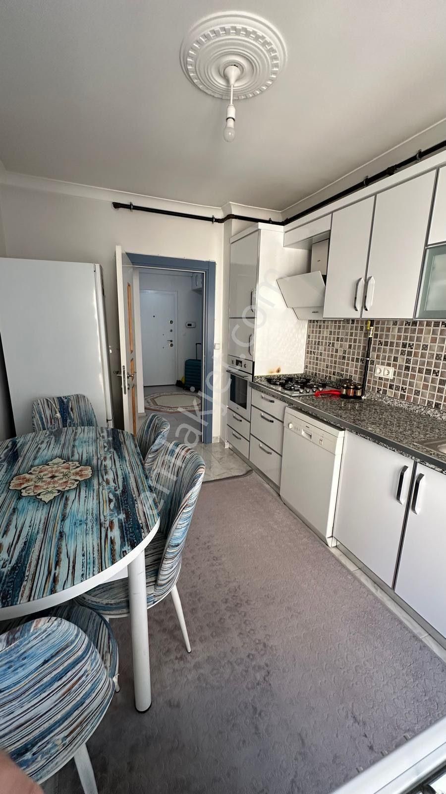 Kaleiçi Ve Tramvay Yakını Arakat Doğalgazlı 3+1 - Görsel 4