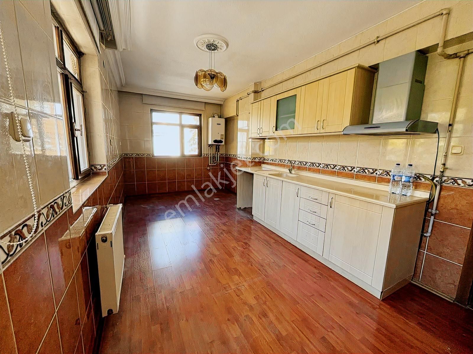 Kiralık 3+1 Daire Etlik Şehir Hastanesi Aybü Antares Yakını - Görsel 2