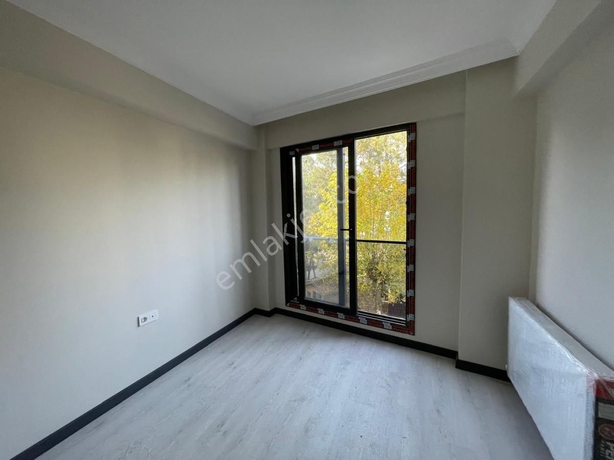 Buca Hürriyet Mahallesi 3 Cepheli Satılık 1+1 Daire - Görsel 12