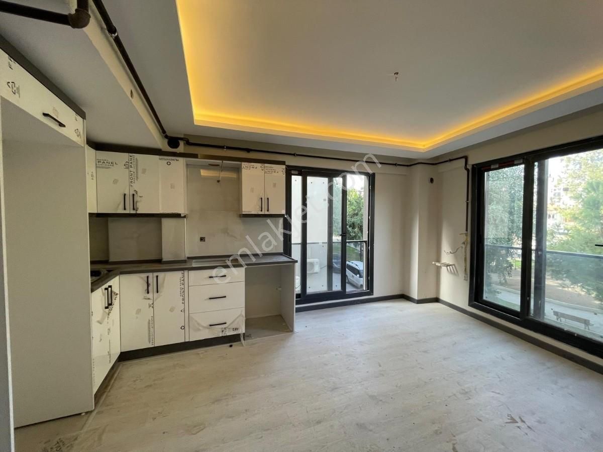 Buca Hürriyet Mahallesi 3 Cepheli Satılık 1+1 Daire - Görsel 19