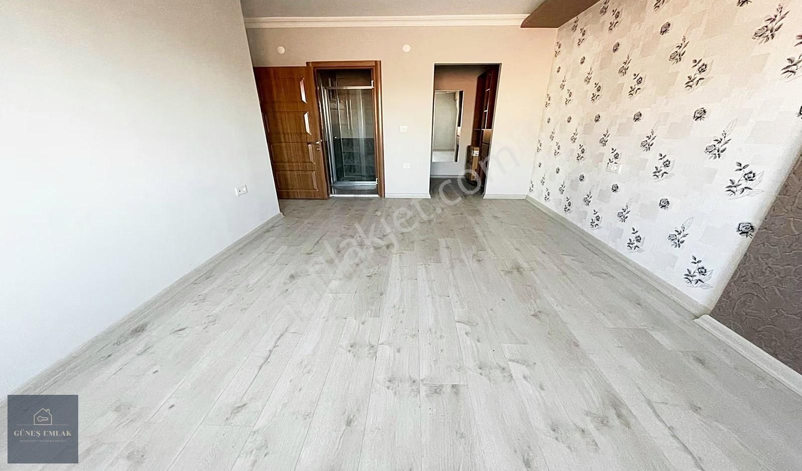 Yenikent'te 4+1ve 3+1 İki Daire Oturuma Hazır Az Bulunur Kaçırma - Görsel 28