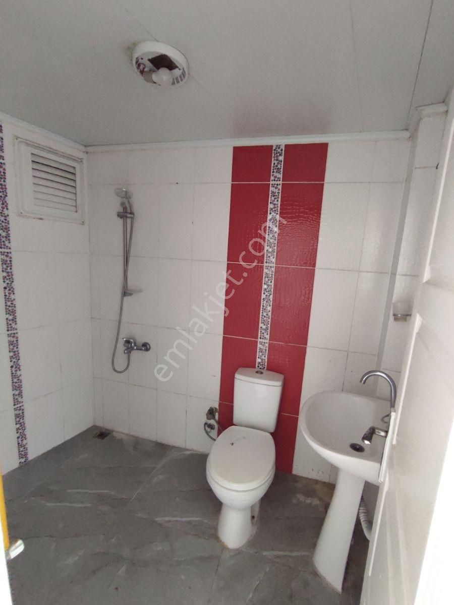 Fazelden Kayalık Sokakta Ayrı Mutfaklı 1+1 - Görsel 12