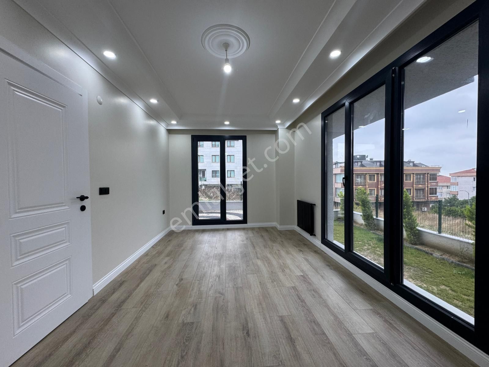 Beylikdüzü Kavaklı Da 1+1 Bahçe Kullanımlı Sıfır Daire - Görsel 8