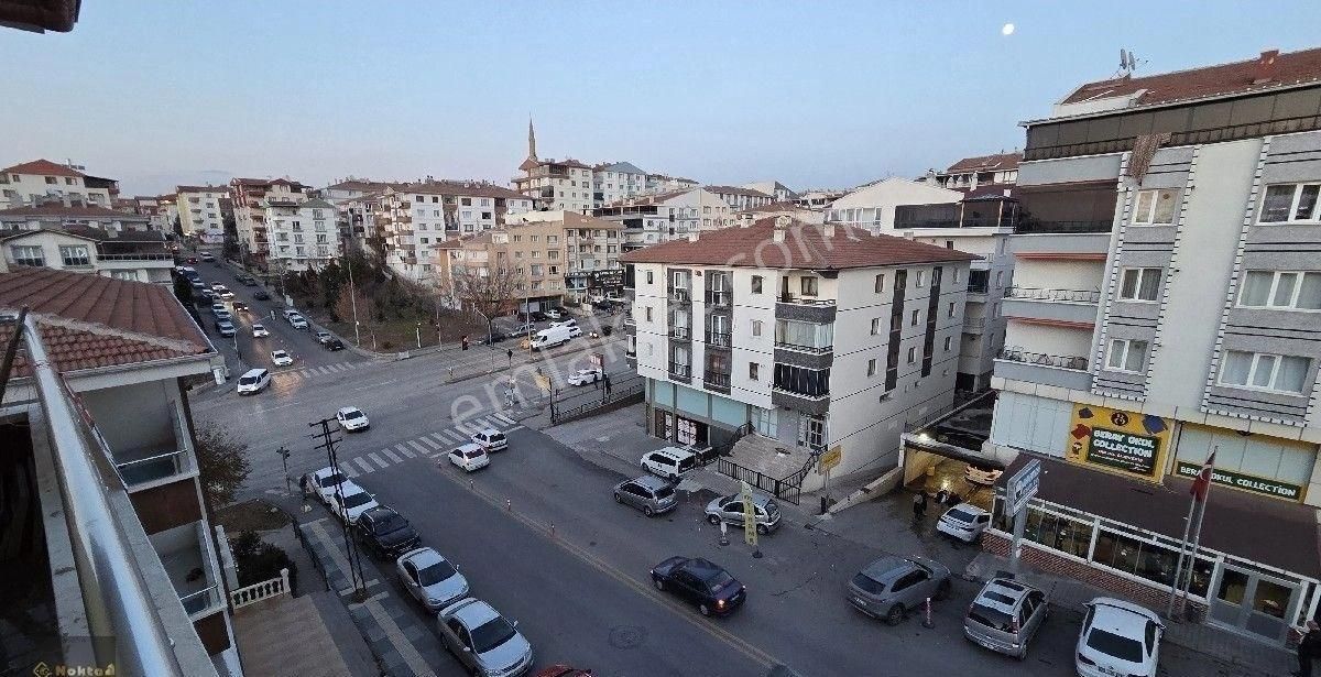 Etimesgıt Süvaride Bulvara Yakın Ful Yenilenmiş 120m2// 3.kat//3+1 Satılık - Görsel 13