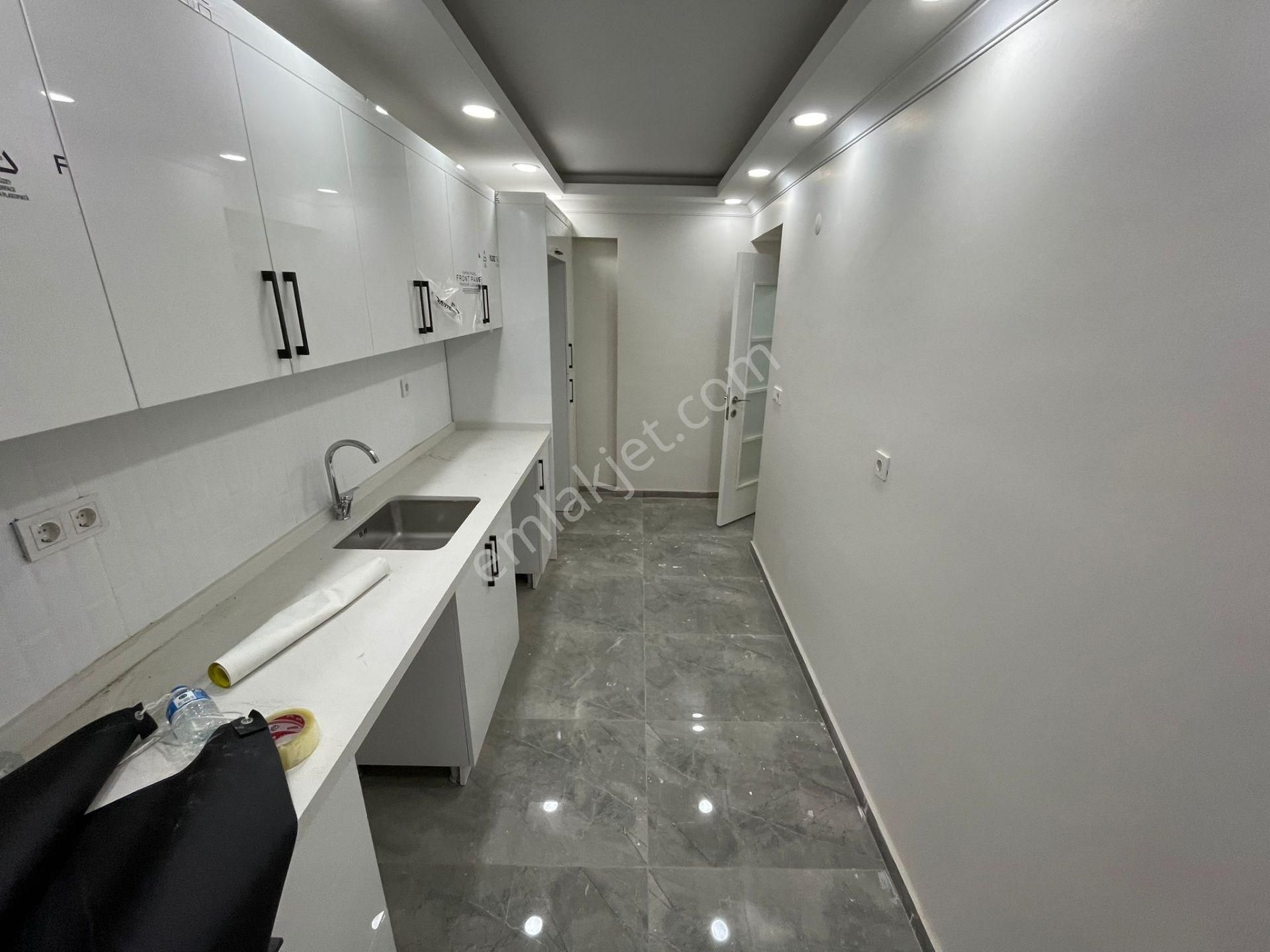 Bahçelievler Siyavuşpaşa Merkez 3+1 Sıfır Bina Kapalı Otoparklı - Görsel 13