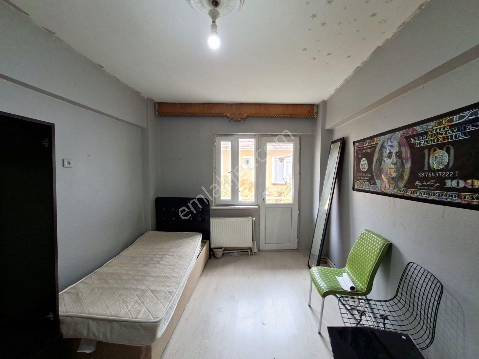 Recep Ümit Emlak'tan Hatboyu-1 Ve Gazi Yakup Satar Caddesi Yakını Kiralık 2+1 Ara Kat Daire - Görsel 8