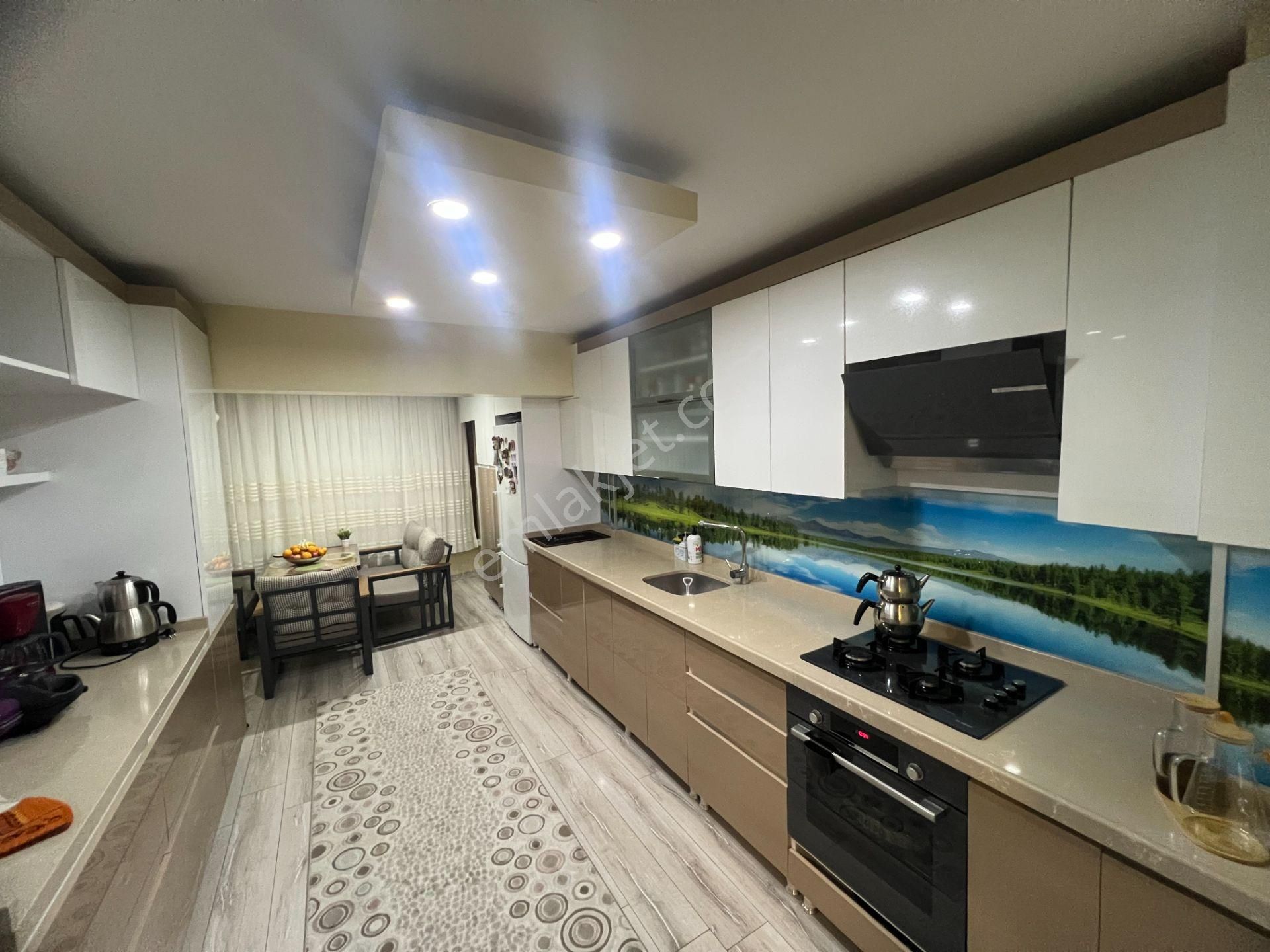 Çiğdemtepede Selim Ve Değirmendere Caddeleri Yakını Satlık 3+1 - Görsel 2