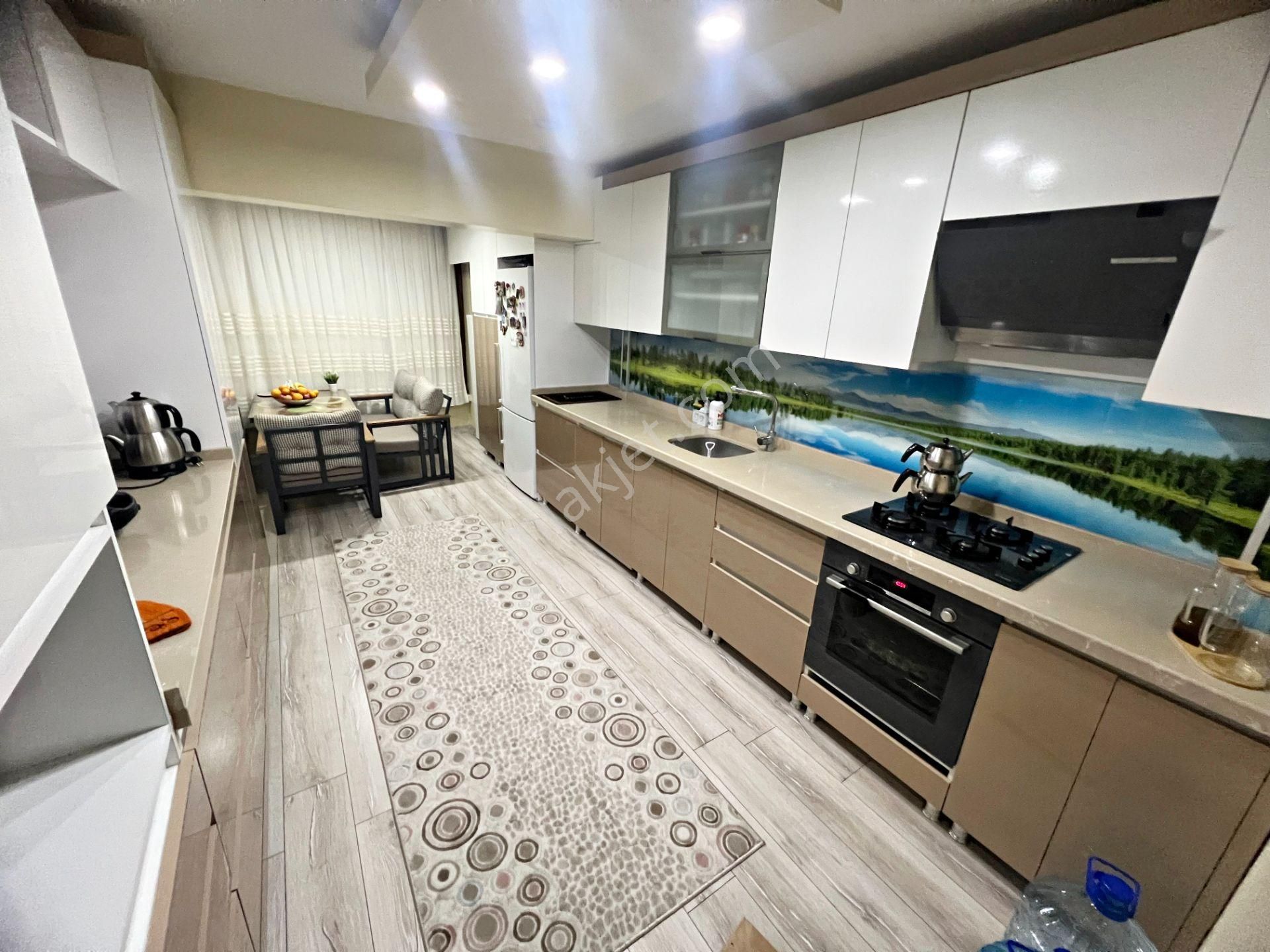 Çiğdemtepede Selim Ve Değirmendere Caddeleri Yakını Satlık 3+1 - Görsel 3