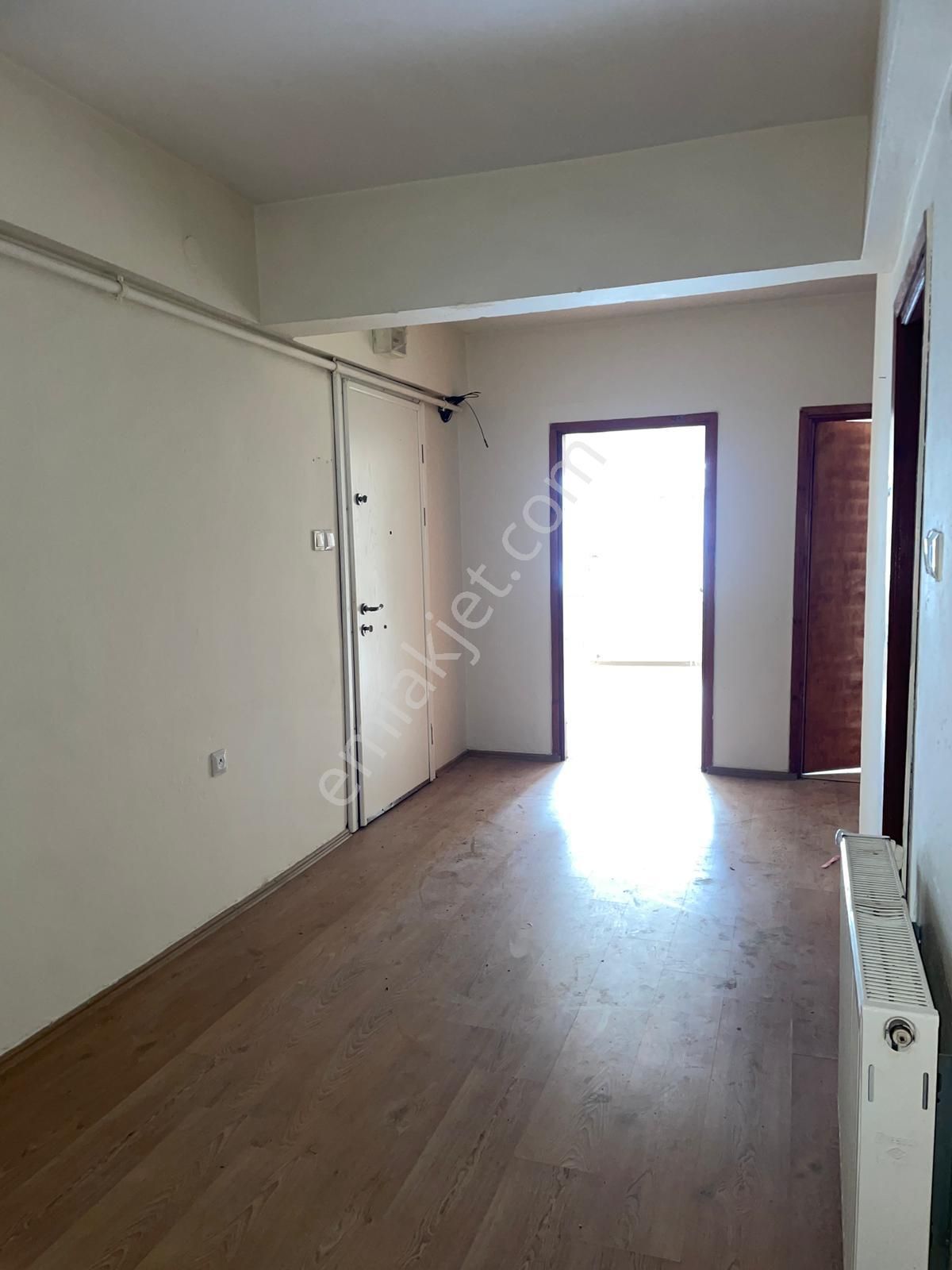 C21 Cius; Perşembe Pazarı Civarında Kat Mülkiyetli 2+1 Satılık Daire - Görsel 6