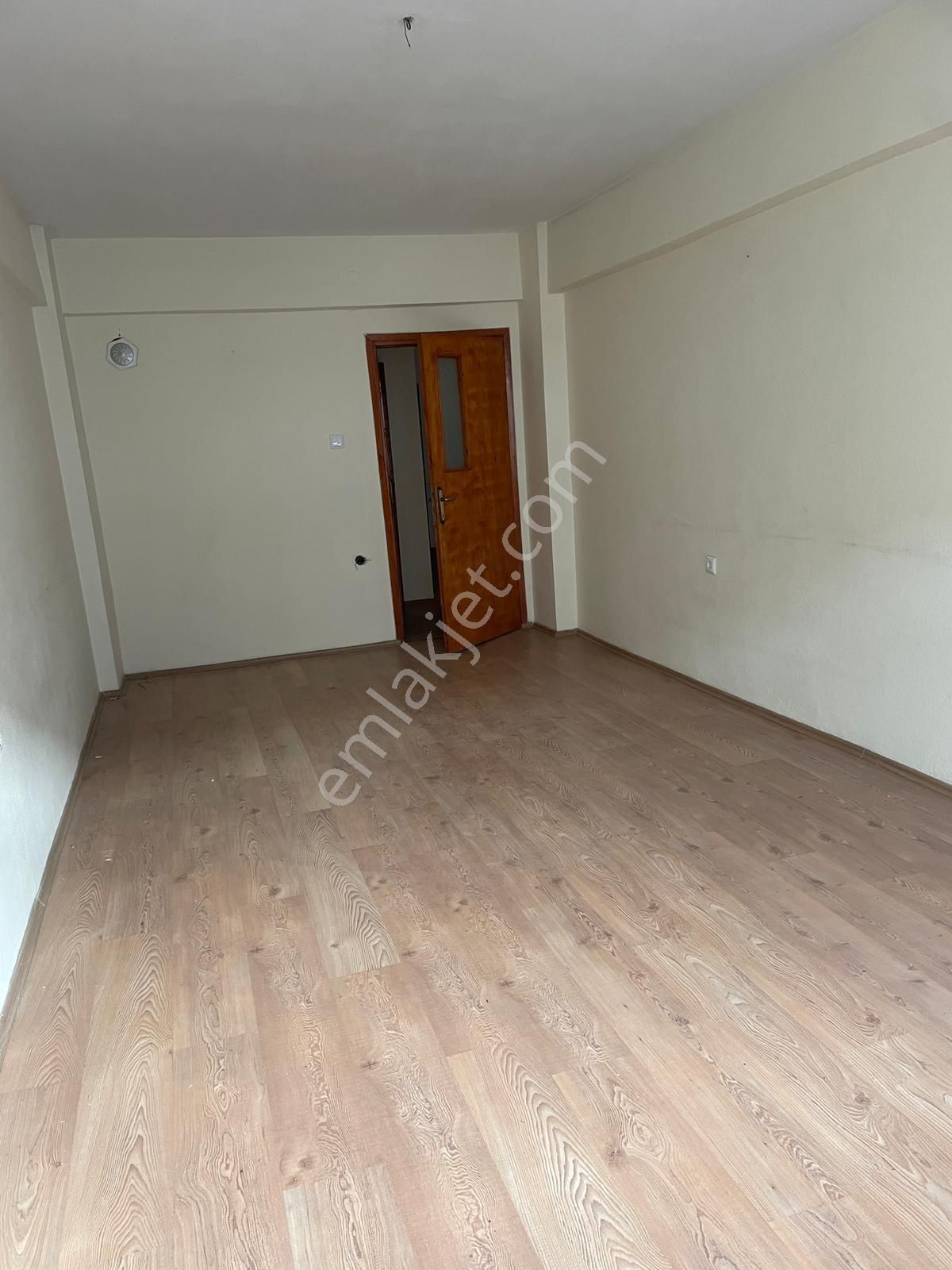 C21 Cius; Perşembe Pazarı Civarında Kat Mülkiyetli 2+1 Satılık Daire - Görsel 14