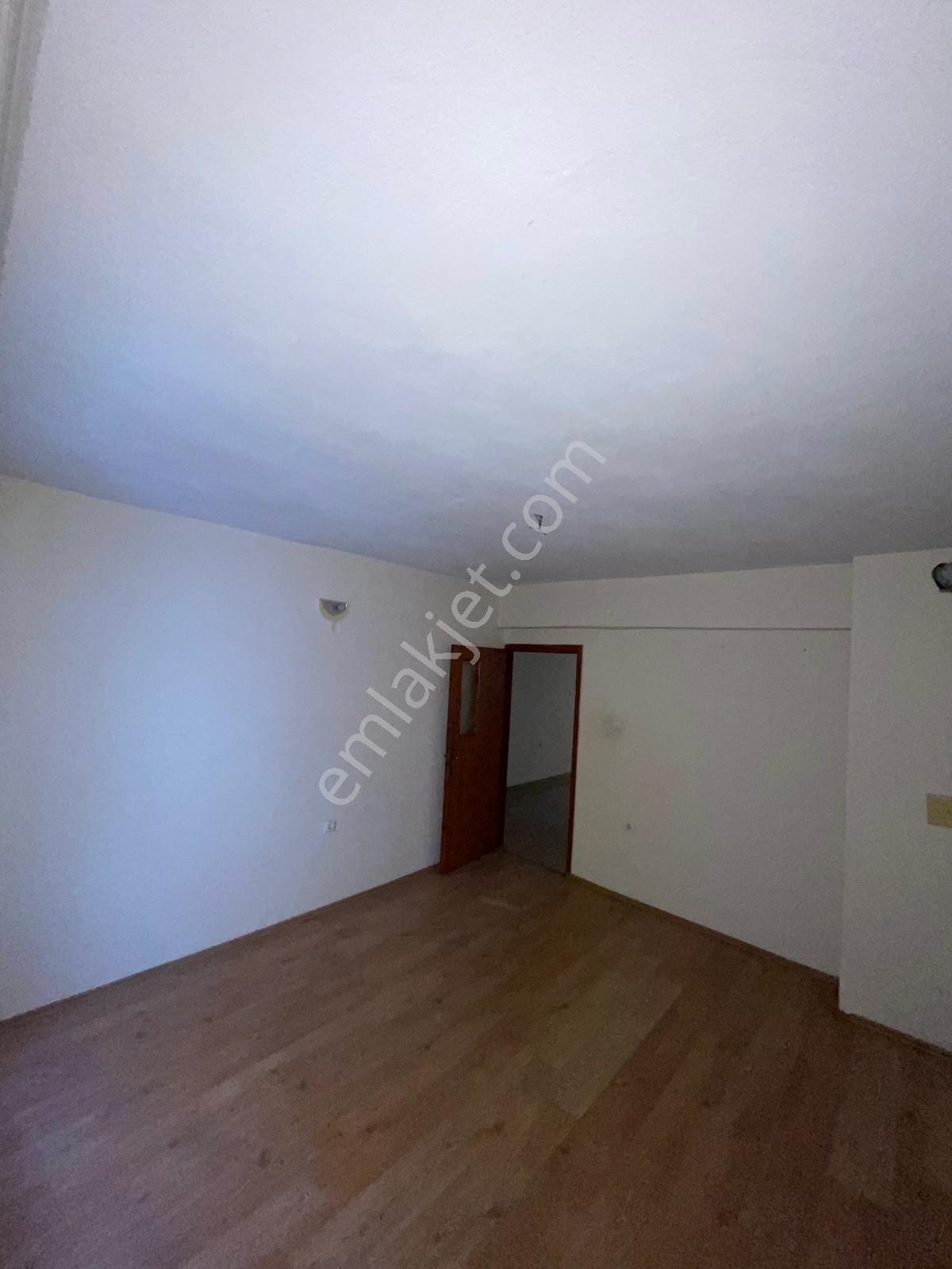 C21 Cius; Perşembe Pazarı Civarında Kat Mülkiyetli 2+1 Satılık Daire - Görsel 13