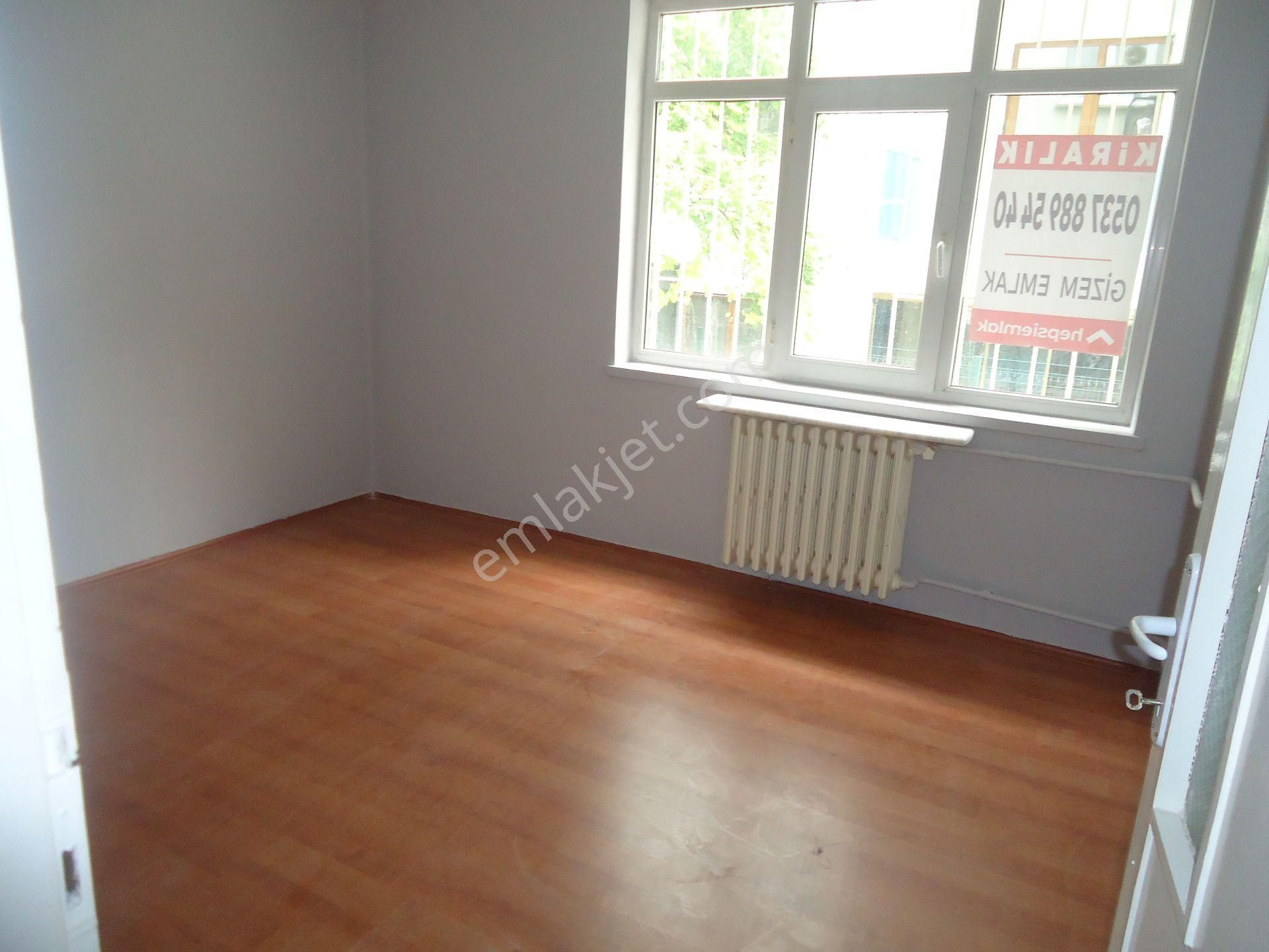 Aydınlıkevlerde Salonu Bağımsız Satılık Daire Gizem Emlaktan - Görsel 23