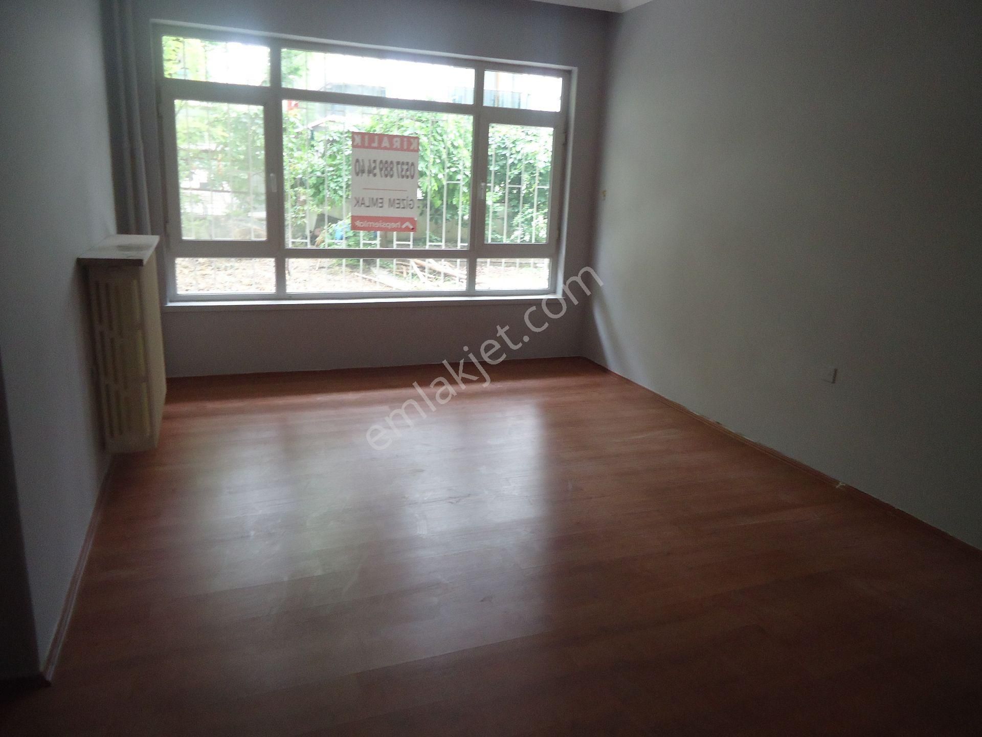 Aydınlıkevlerde Salonu Bağımsız Satılık Daire Gizem Emlaktan - Görsel 7