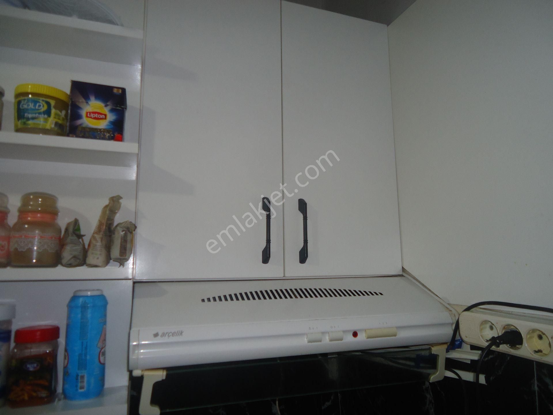 Aydınlıkevlerde Salonu Bağımsız Satılık Daire Gizem Emlaktan - Görsel 6