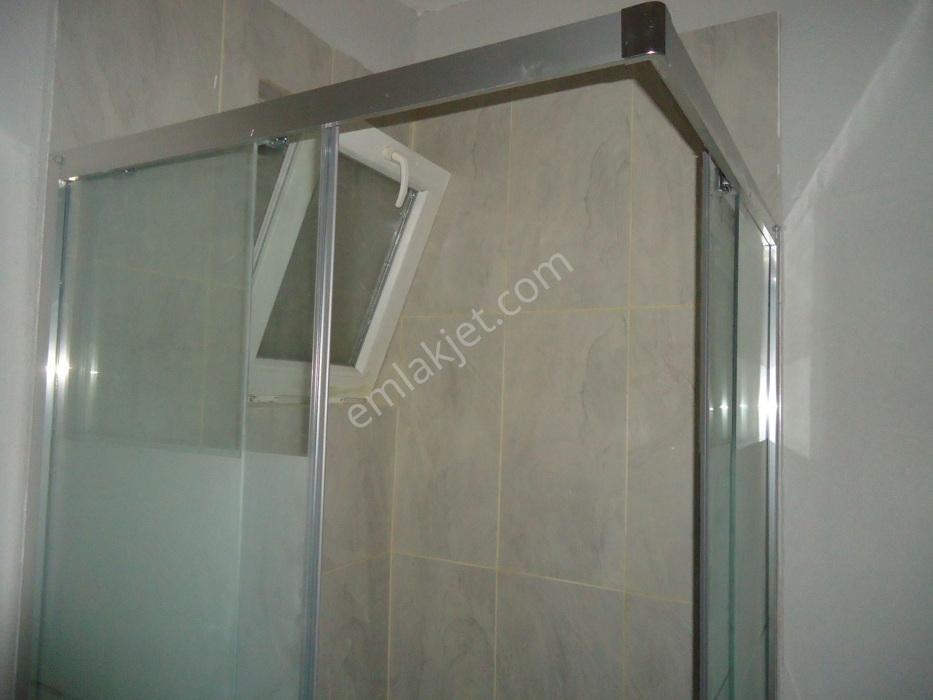 Aydınlıkevlerde Salonu Bağımsız Satılık Daire Gizem Emlaktan - Görsel 22