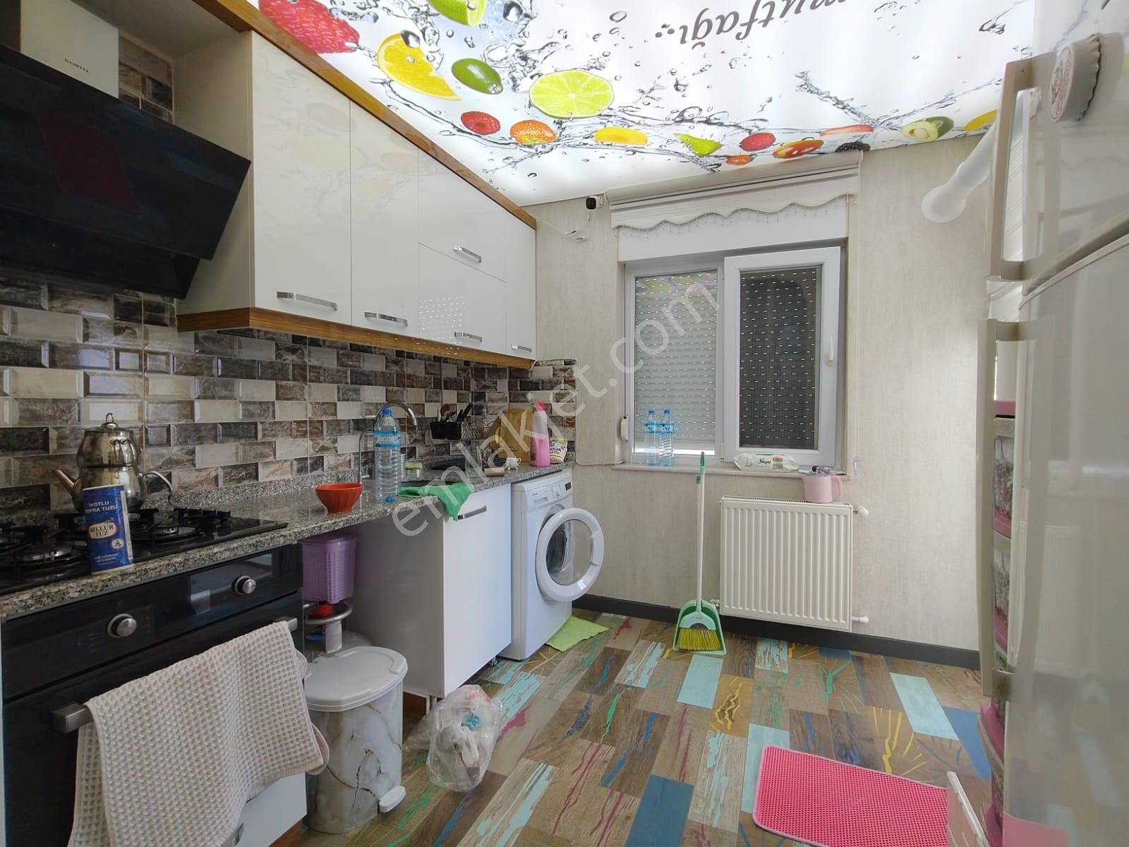 Mevlana Cad. 2 Sokak Mesafede Kombili Asansörlü Ayrı Mutfaklı Fırsat 2+1 - Görsel 6