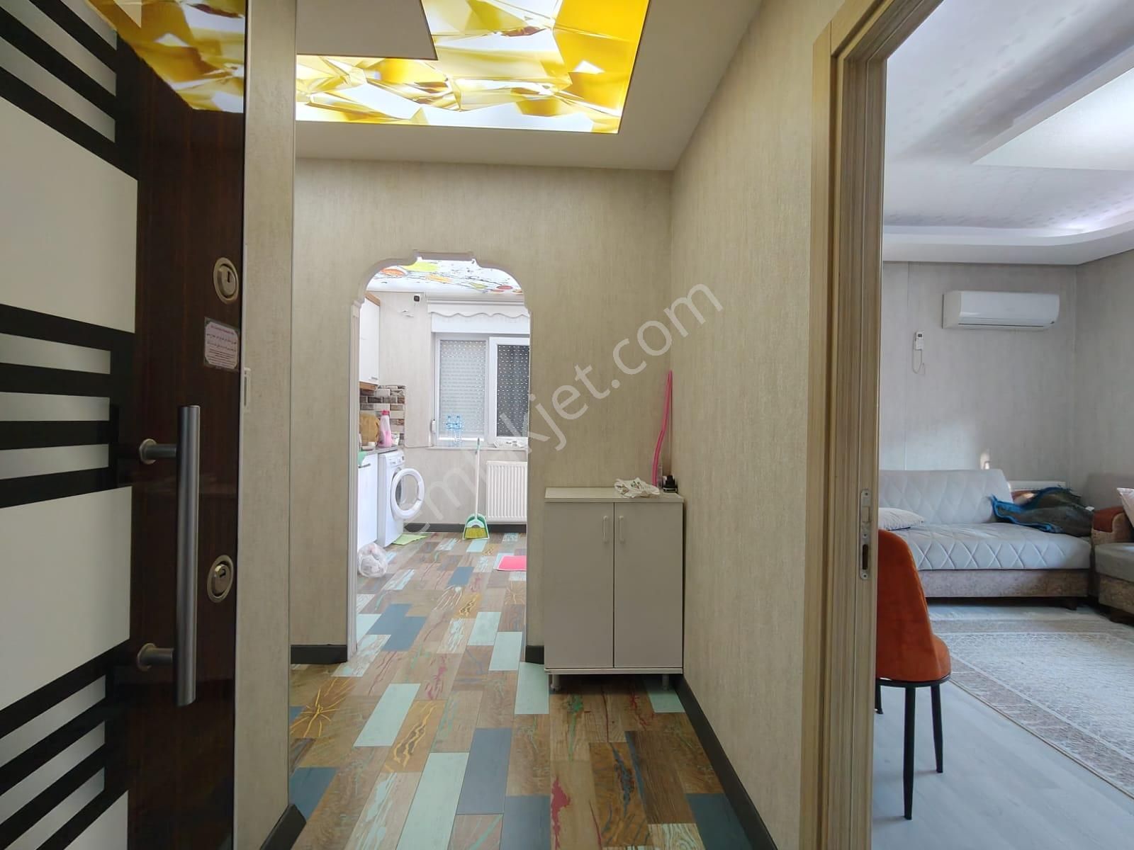 Mevlana Cad. 2 Sokak Mesafede Kombili Asansörlü Ayrı Mutfaklı Fırsat 2+1 - Görsel 10