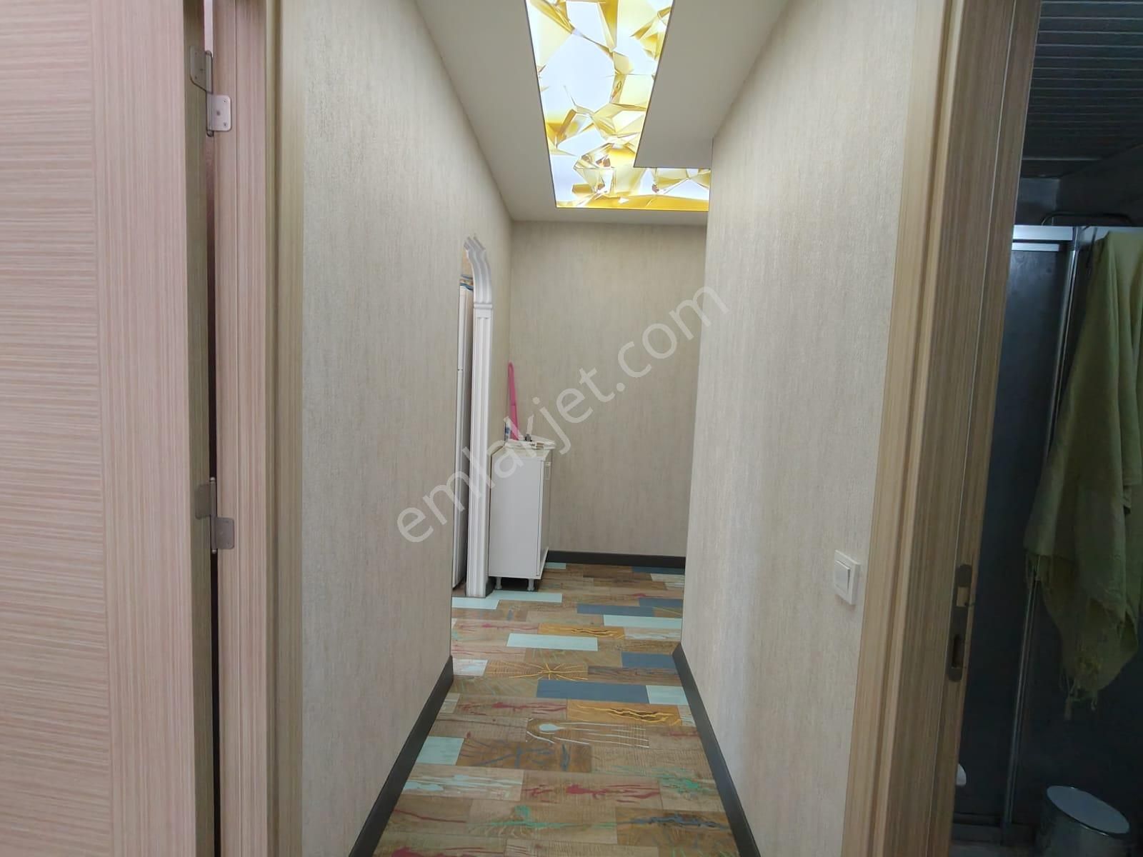 Mevlana Cad. 2 Sokak Mesafede Kombili Asansörlü Ayrı Mutfaklı Fırsat 2+1 - Görsel 12