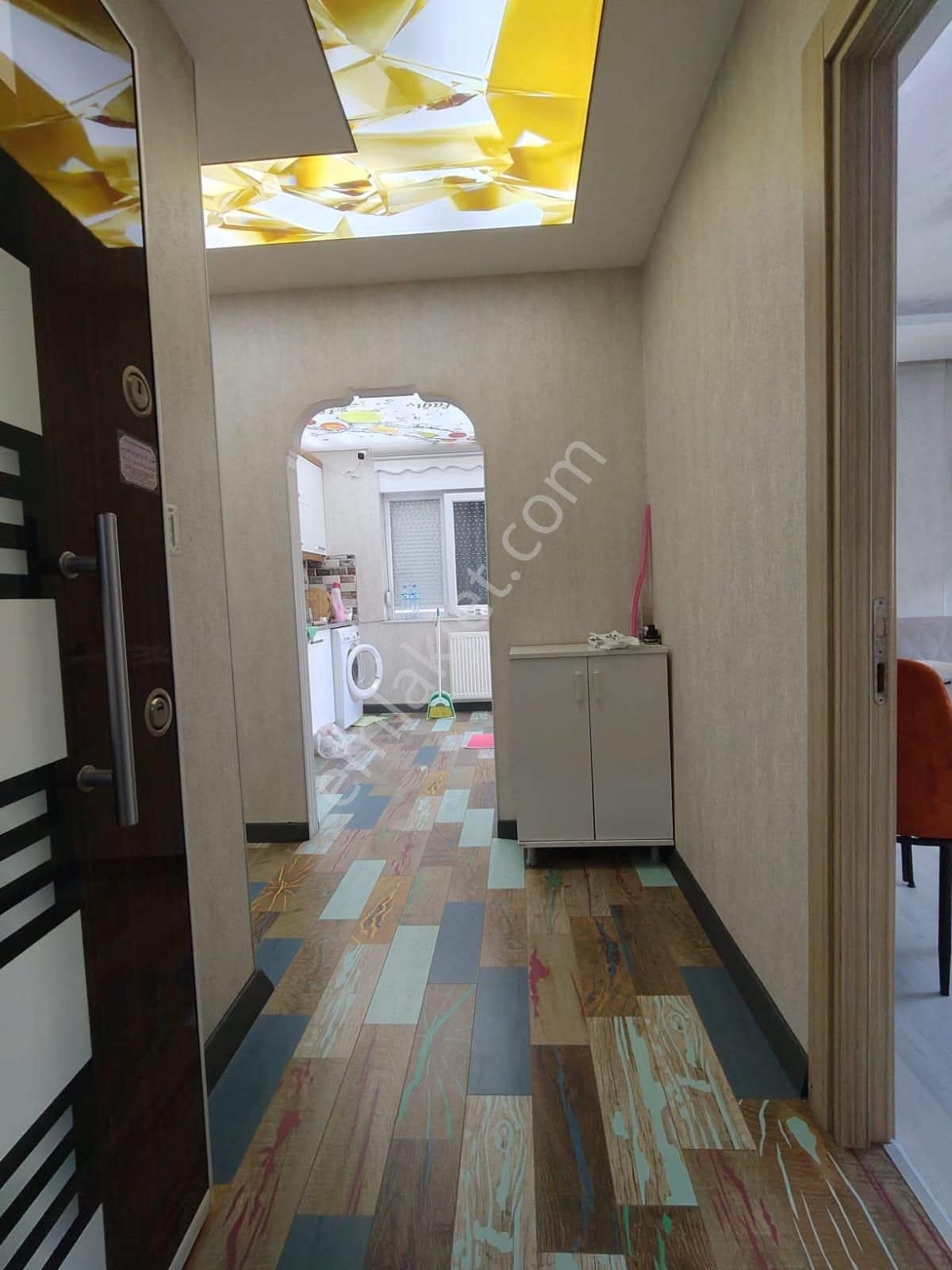 Mevlana Cad. 2 Sokak Mesafede Kombili Asansörlü Ayrı Mutfaklı Fırsat 2+1 - Görsel 13