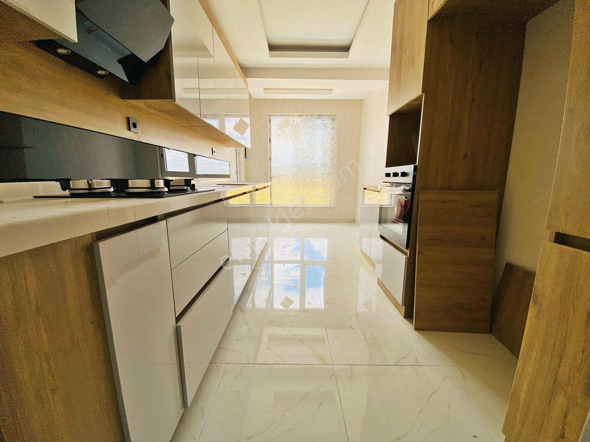 Merkezin İçinde İskanlı İşçilik Harikası Ultra Lüks Arakat 3+1 - Görsel 11