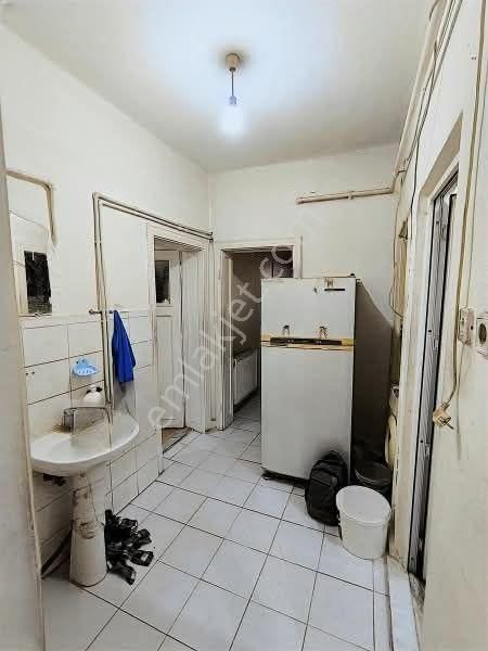 Ankara Caddesi Üzerinde Beşyol Yakını Arakat 2+1 Satılık Daire Eminevime Uygun - Görsel 3