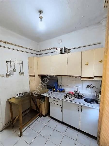 Ankara Caddesi Üzerinde Beşyol Yakını Arakat 2+1 Satılık Daire Eminevime Uygun - Görsel 4