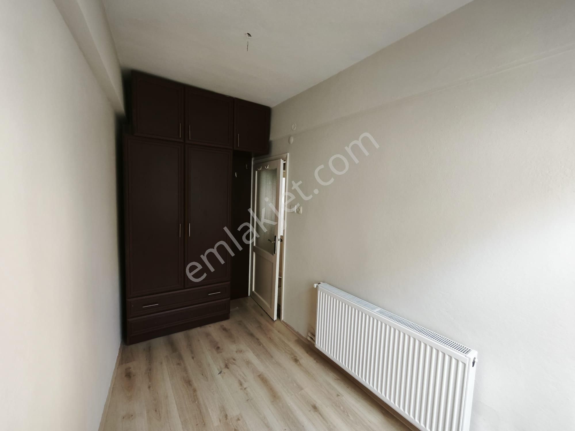 Üsküdar'ın Kalbinde Kira Çarpanı İdeal Yatırımlık 2+1 Daire - Görsel 7