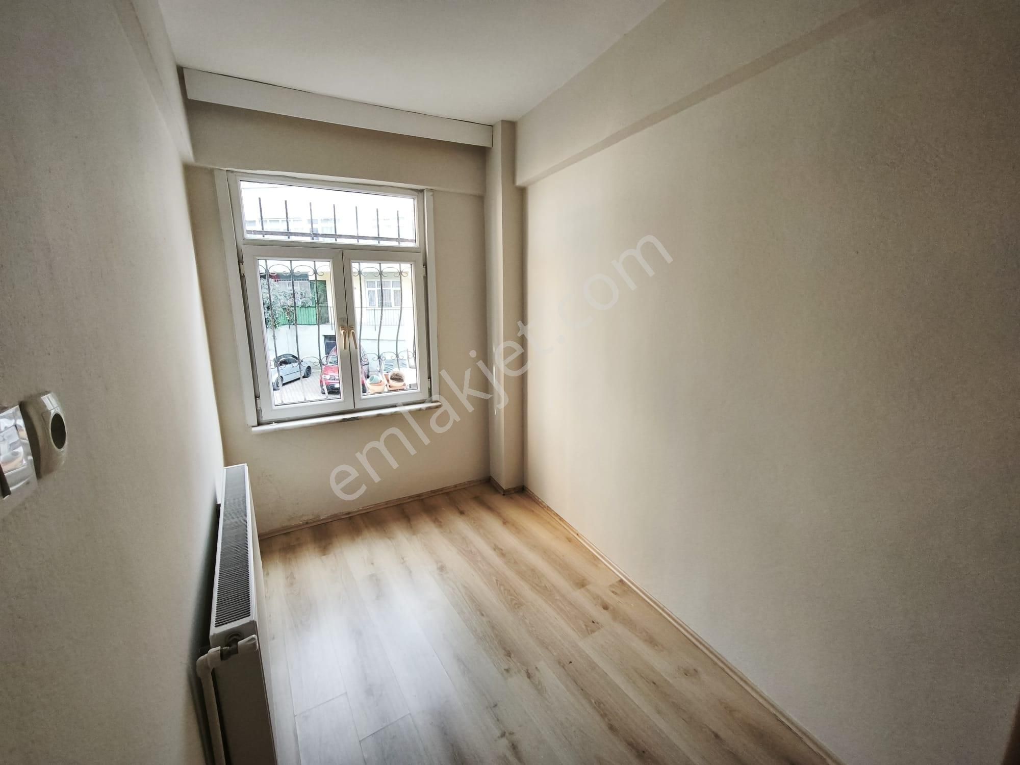 Üsküdar'ın Kalbinde Kira Çarpanı İdeal Yatırımlık 2+1 Daire - Görsel 11