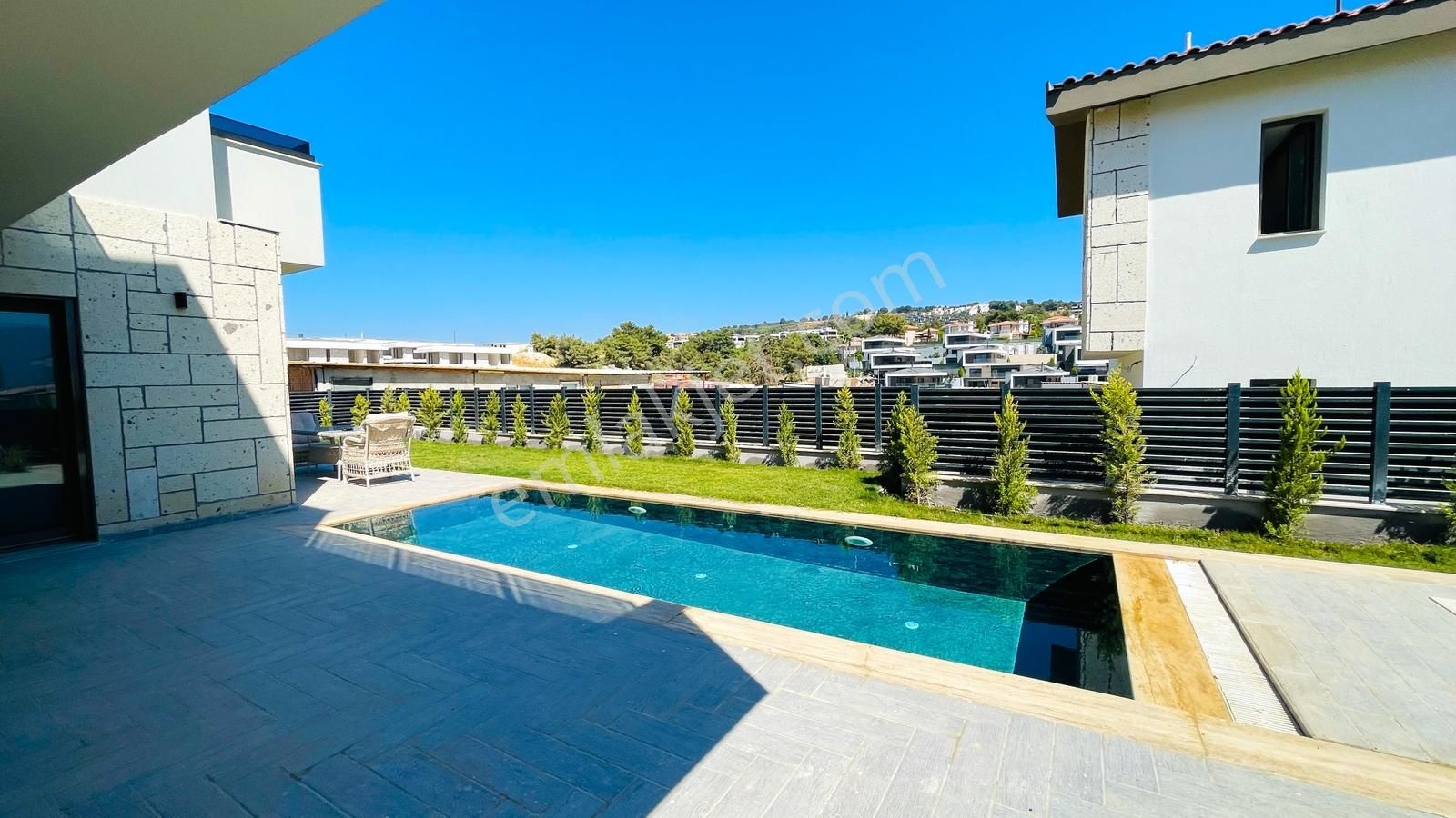 Kuşadası'nda Satılık Özel Havuzlu Harika Villa - Görsel 10