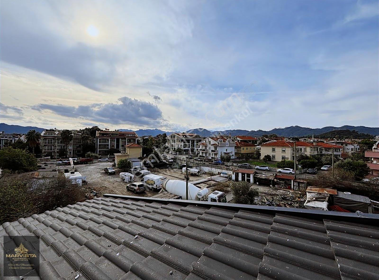 Marmaris Merkezde, Sıfır Binada, Geniş Satılık 5+1 Daire - Görsel 29