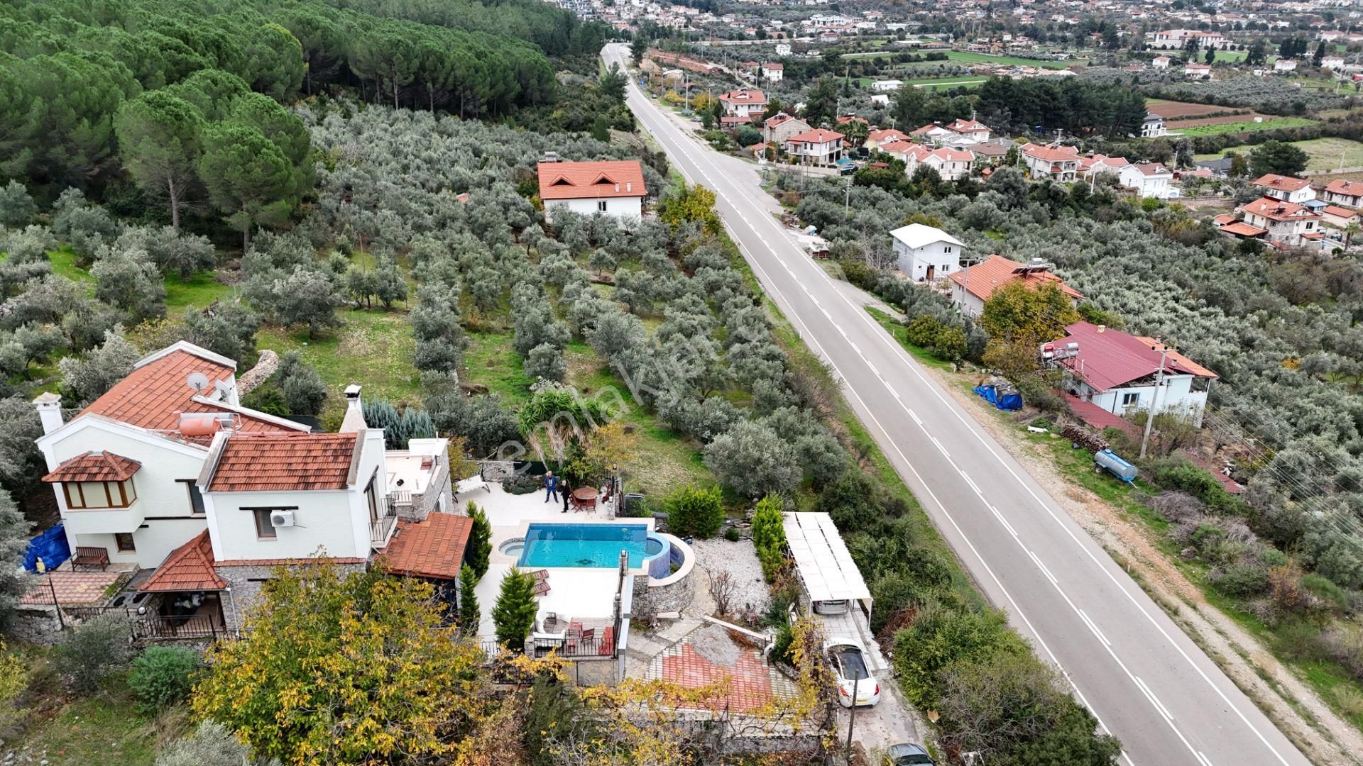 Goldhouse Dan Satılık 3+1 Müstakil Havuzlu Fırsat Villa - Görsel 7