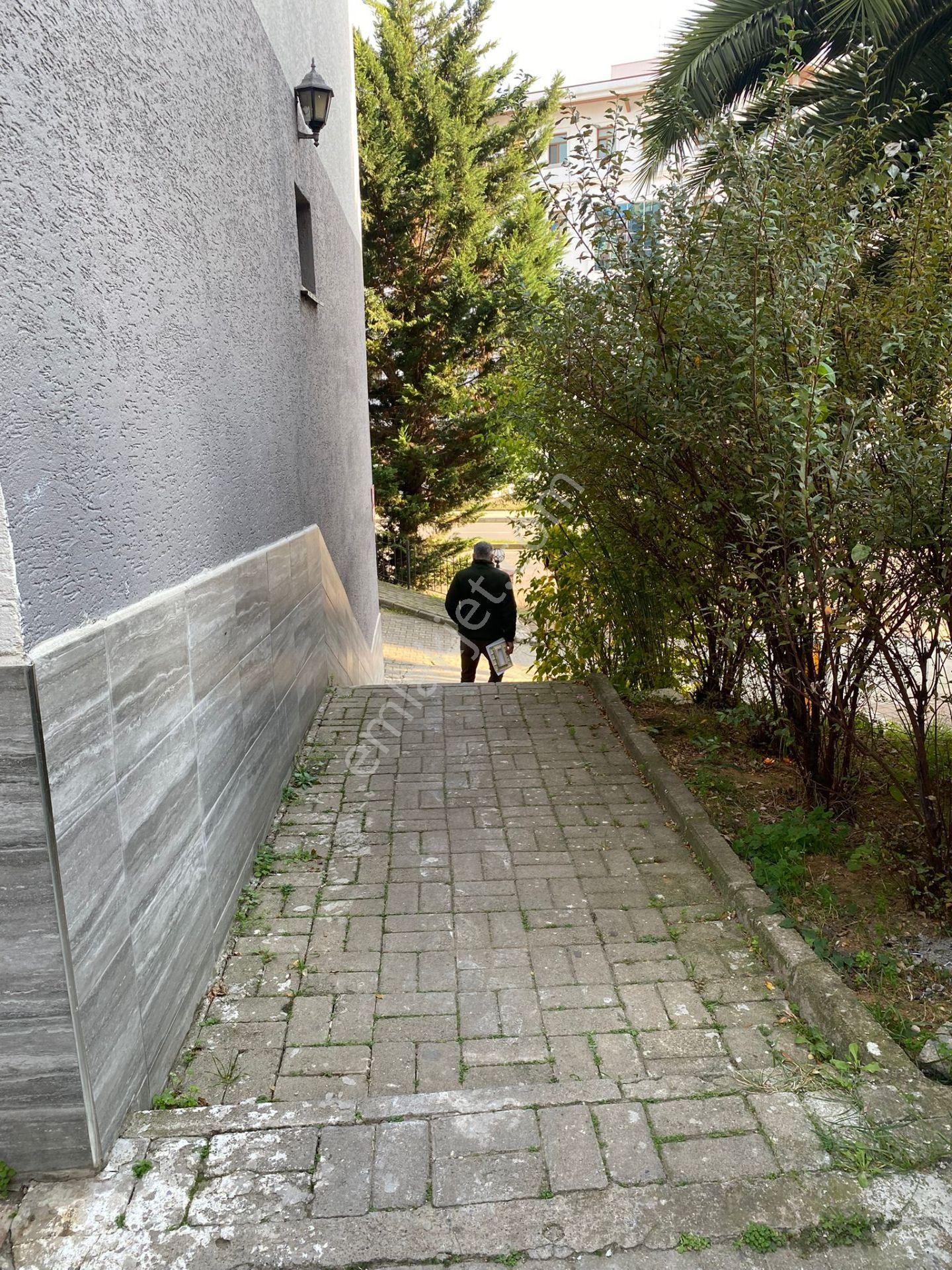 Trabzon'da Kiralık 3+1 Daire - Görsel 27