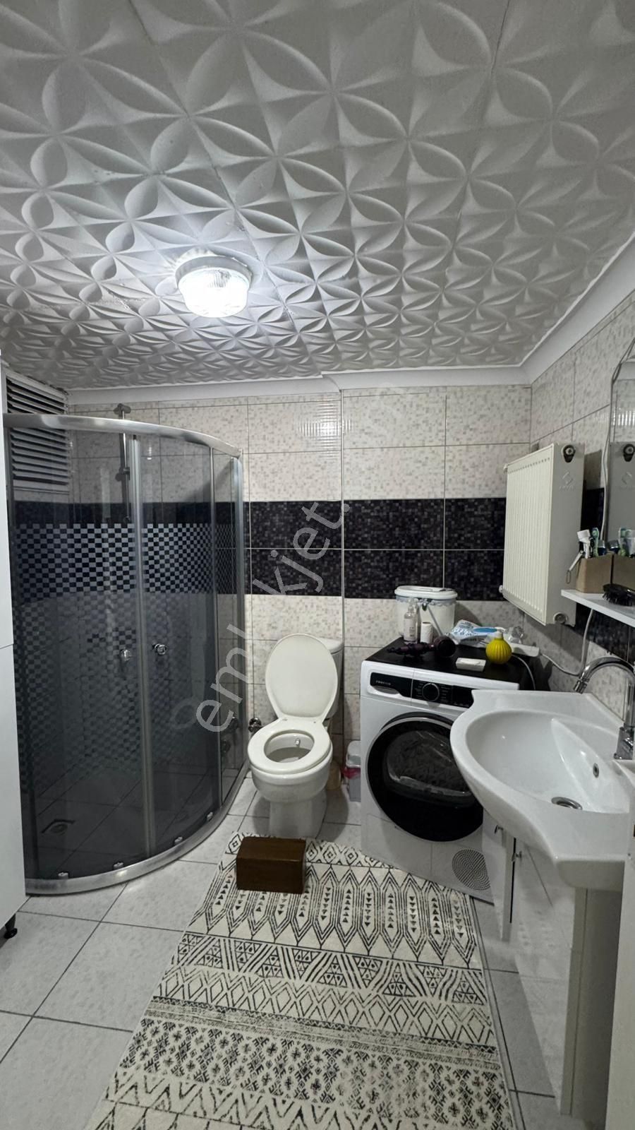 Alanyurt Yunusemre Mahallesinde Site İçi Komple Tadilatlı Daire - Görsel 28