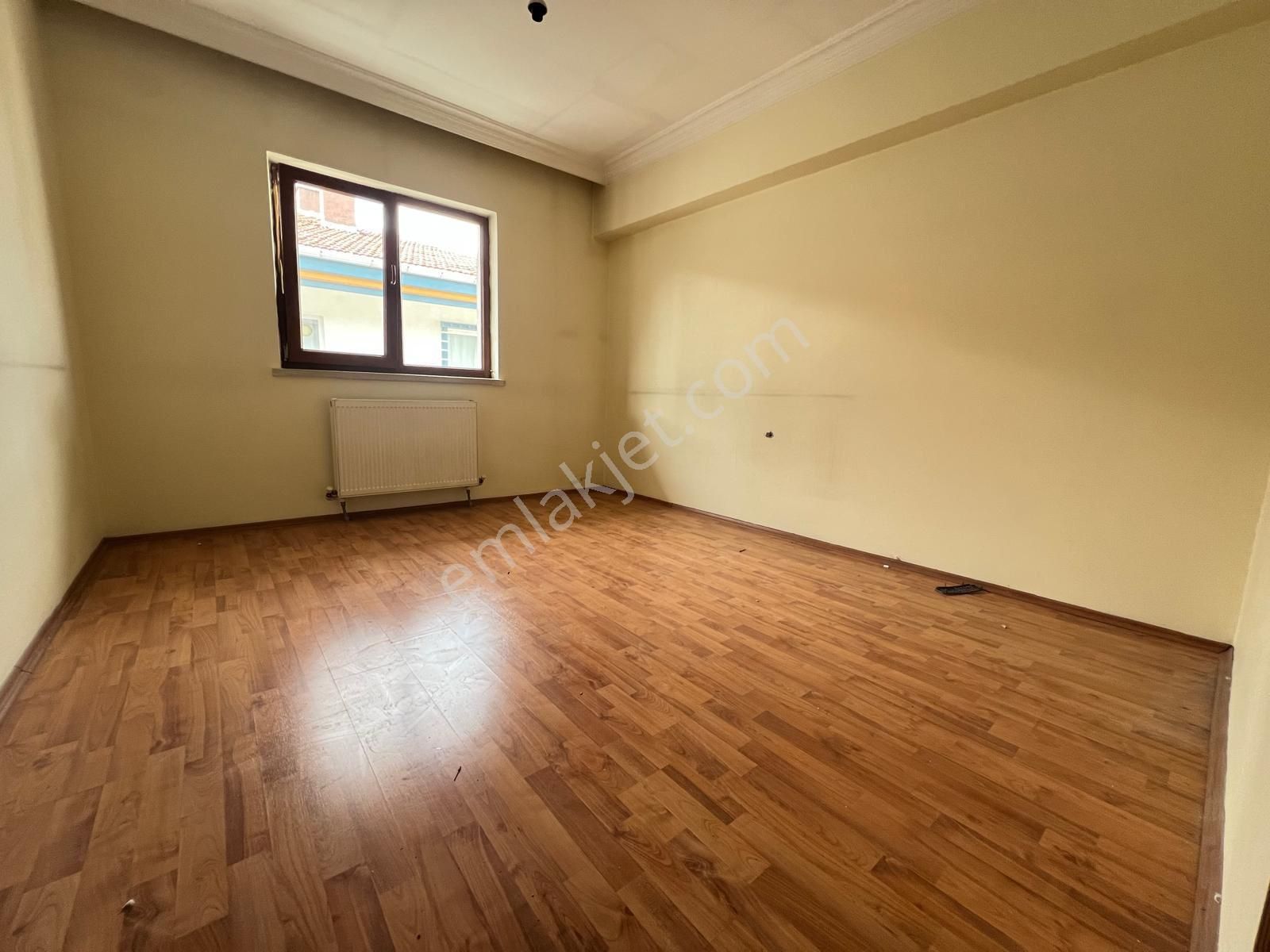 Mülk Emlak Ofisinden 3.katta 3+1 120 M2 H.gazi Göbekte Ön Cephe Oturuma Hazır Fırsat Daire - Görsel 18