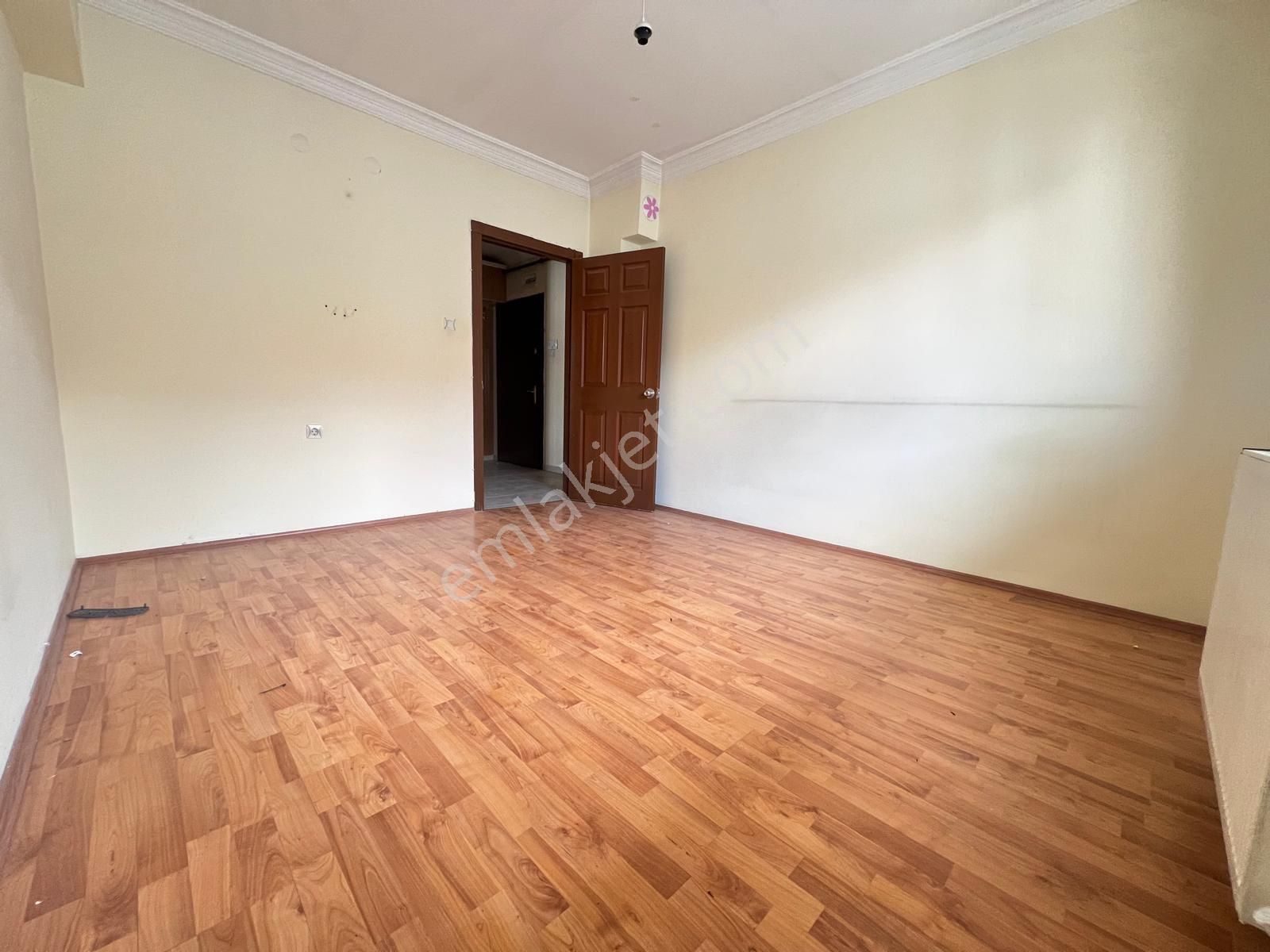 Mülk Emlak Ofisinden 3.katta 3+1 120 M2 H.gazi Göbekte Ön Cephe Oturuma Hazır Fırsat Daire - Görsel 20