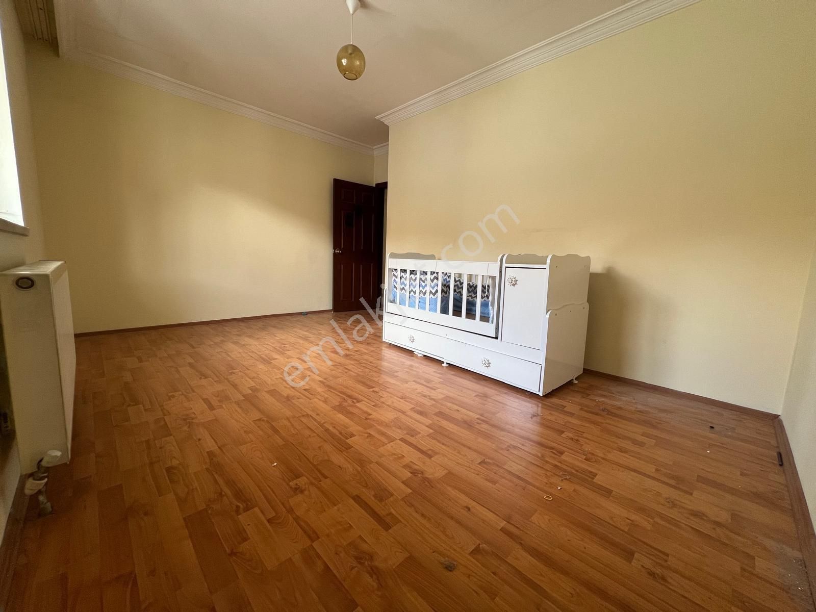 Mülk Emlak Ofisinden 3.katta 3+1 120 M2 H.gazi Göbekte Ön Cephe Oturuma Hazır Fırsat Daire - Görsel 10