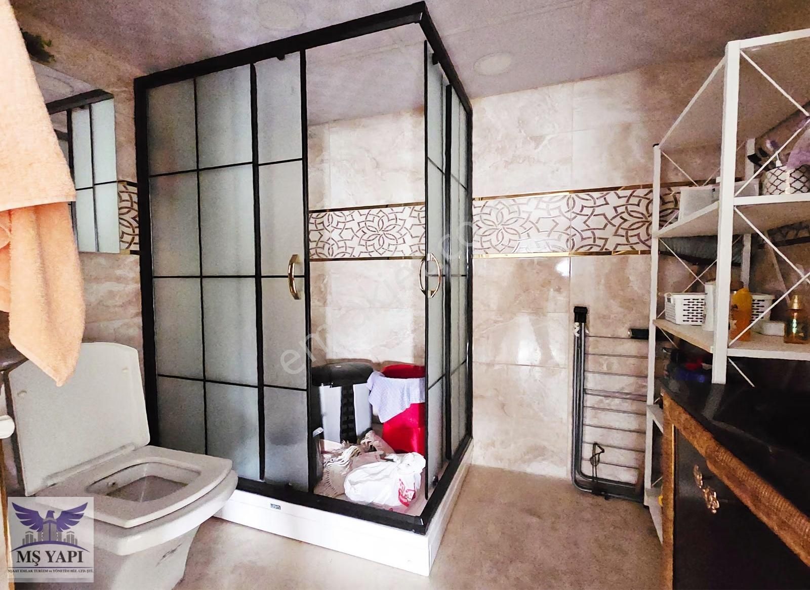 Sosyal Tesis Cenneti Sitede Geniş 3+1 Metrobüs Yürüyüş Mesafesi - Görsel 15