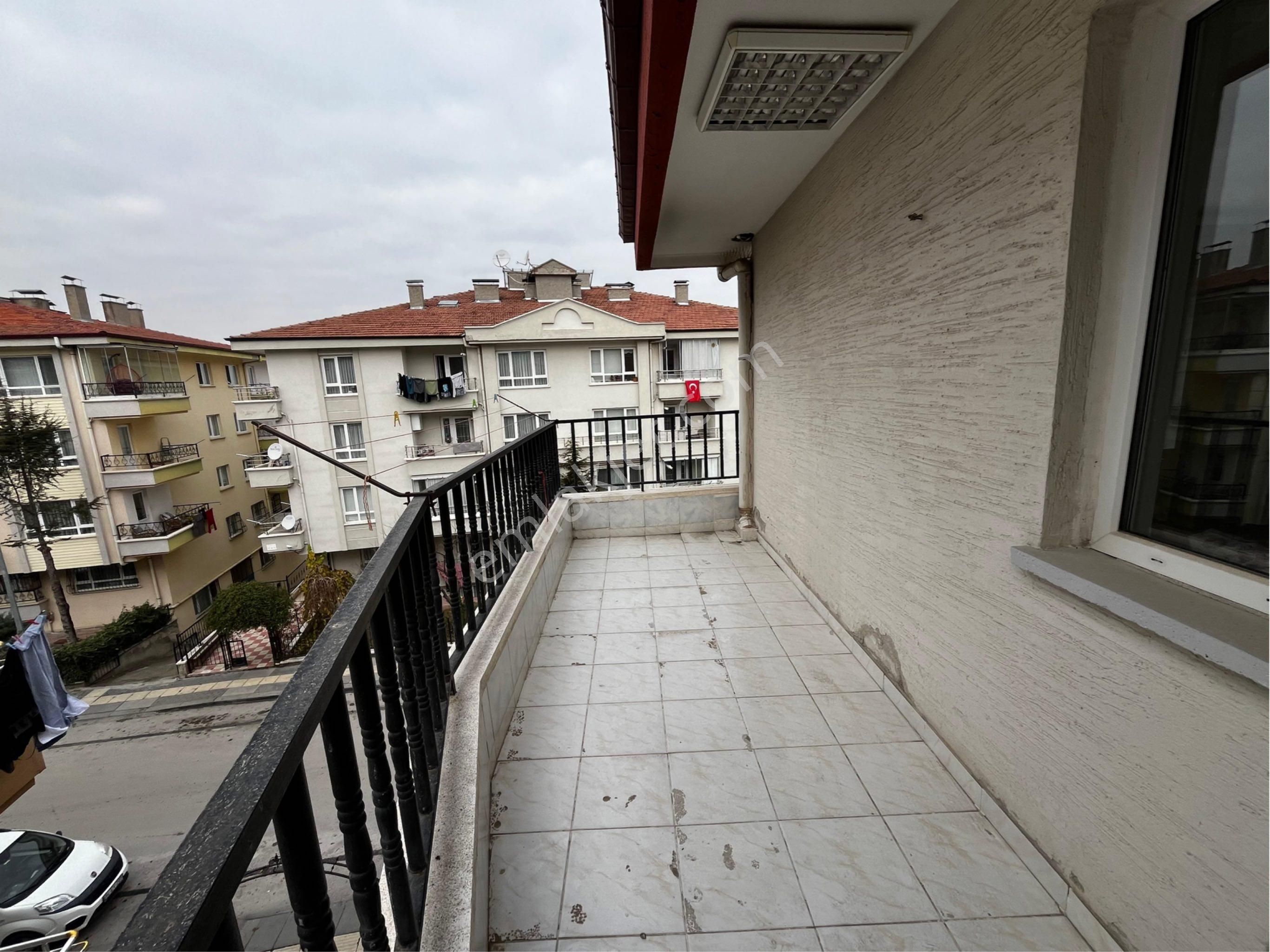 Mülk Emlak Ofisinden 3.katta 3+1 120 M2 H.gazi Göbeğe Çok Yakın Ön Cephe Oturuma Hazır Fırsat Daire - Görsel 31