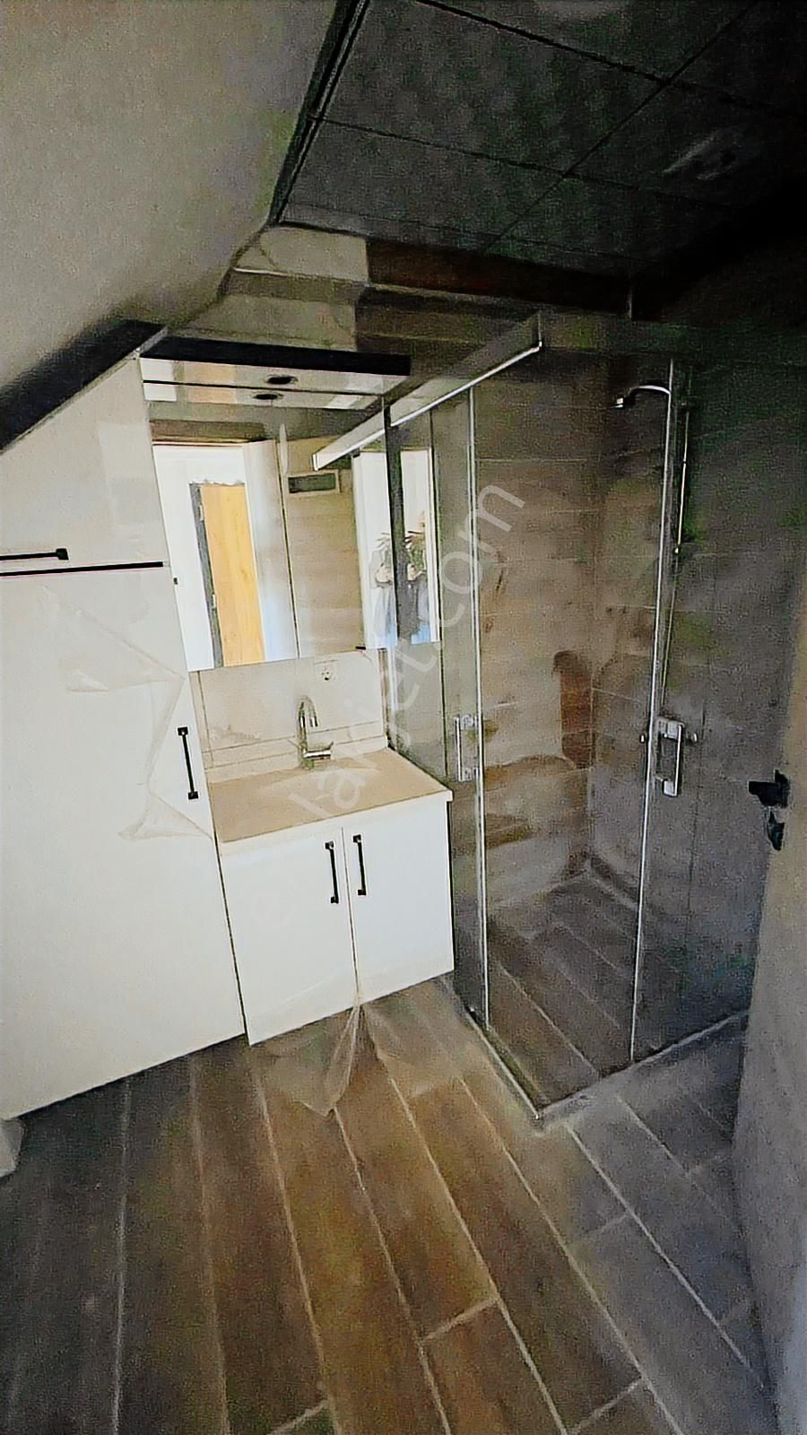 Gülyakada Sıfır Lüks 3+1 Dubleks Asansör + Otopark + Teras - Görsel 7